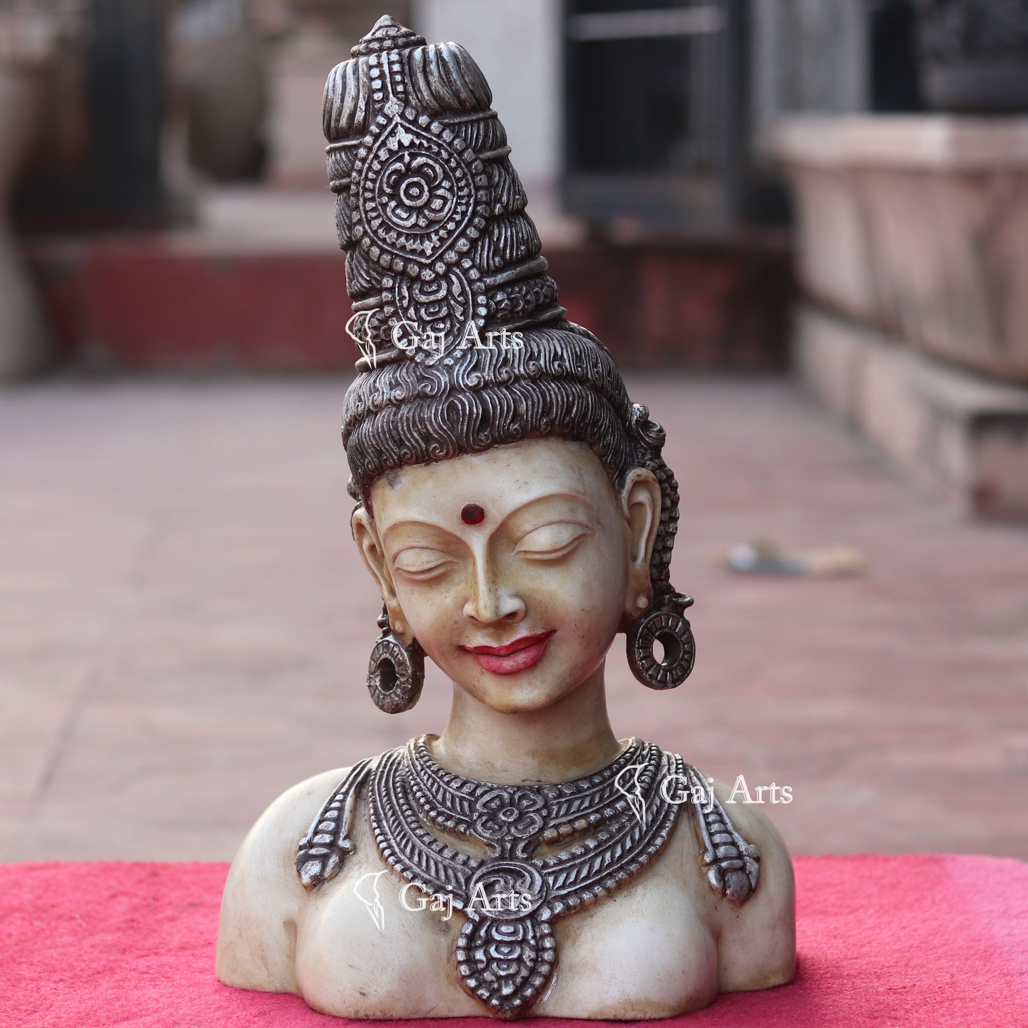 White Marble Lady Statue | 18 Inch
