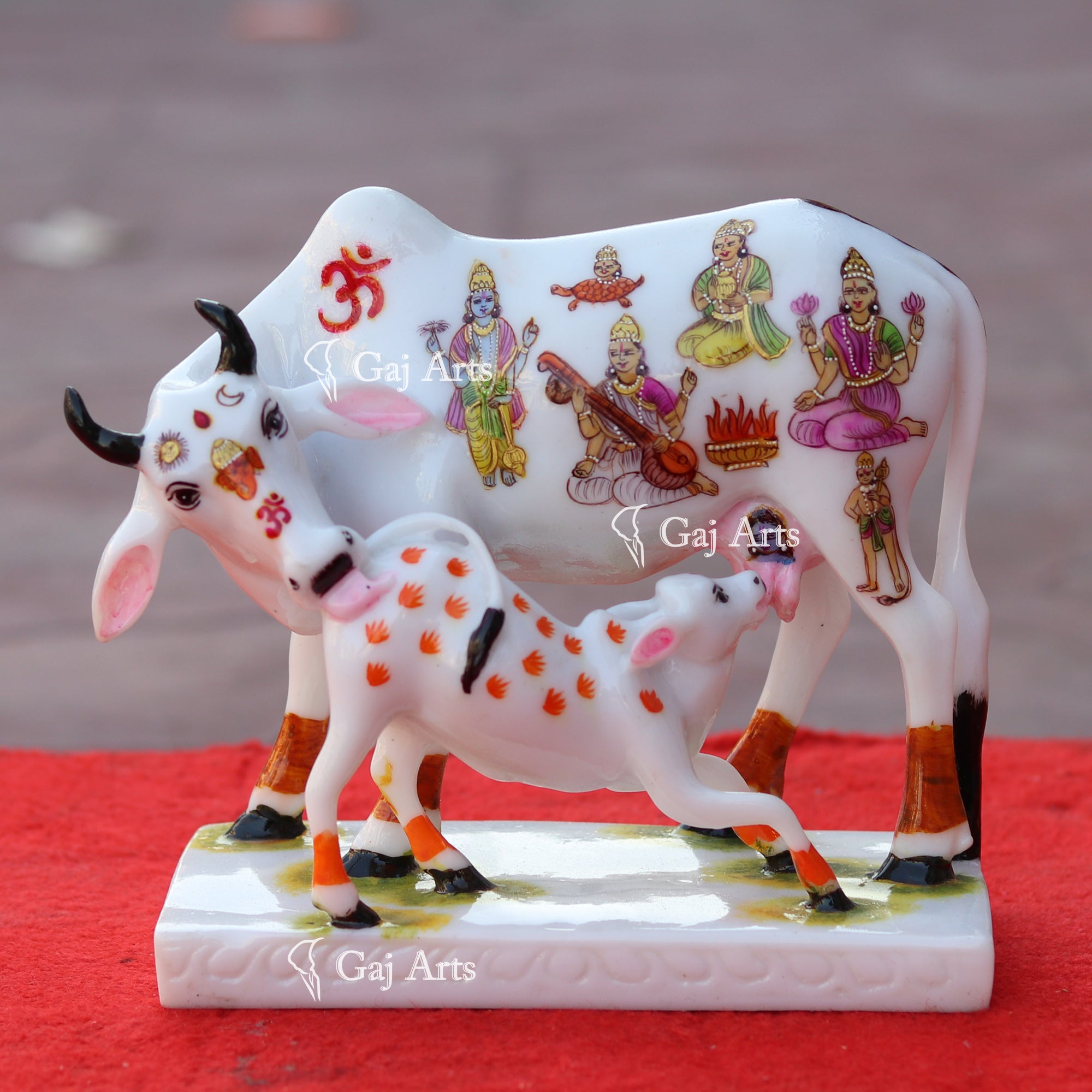 Makrana Marble Powder Cow &amp; Calf Idol | 9 Inch