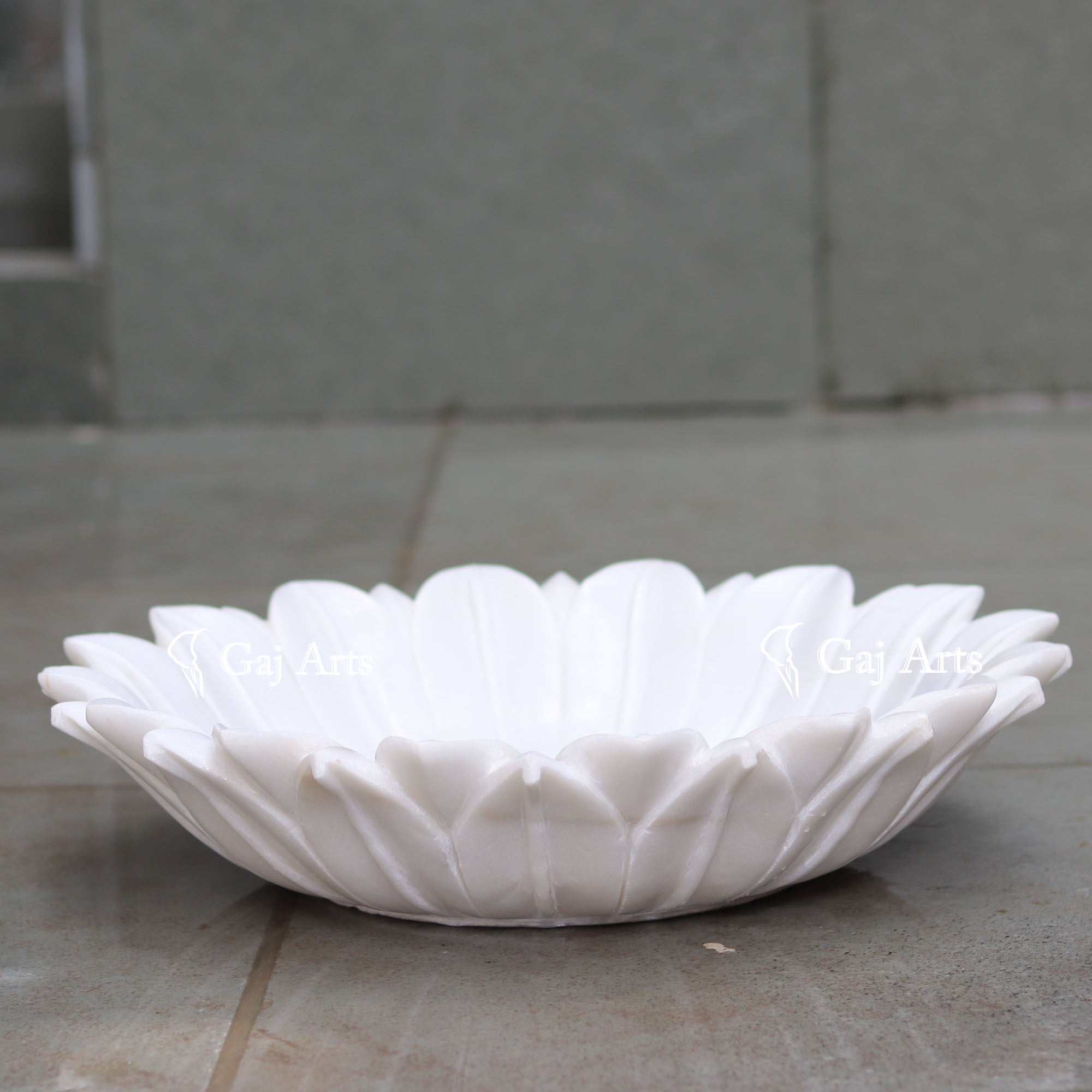 Rajasthan White Marble Flower Bowl | 18 Inch