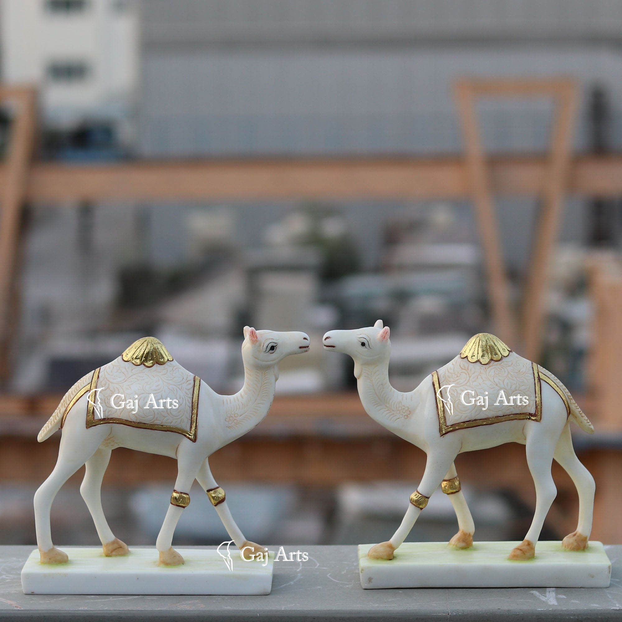 camel statues / 9   INCH
