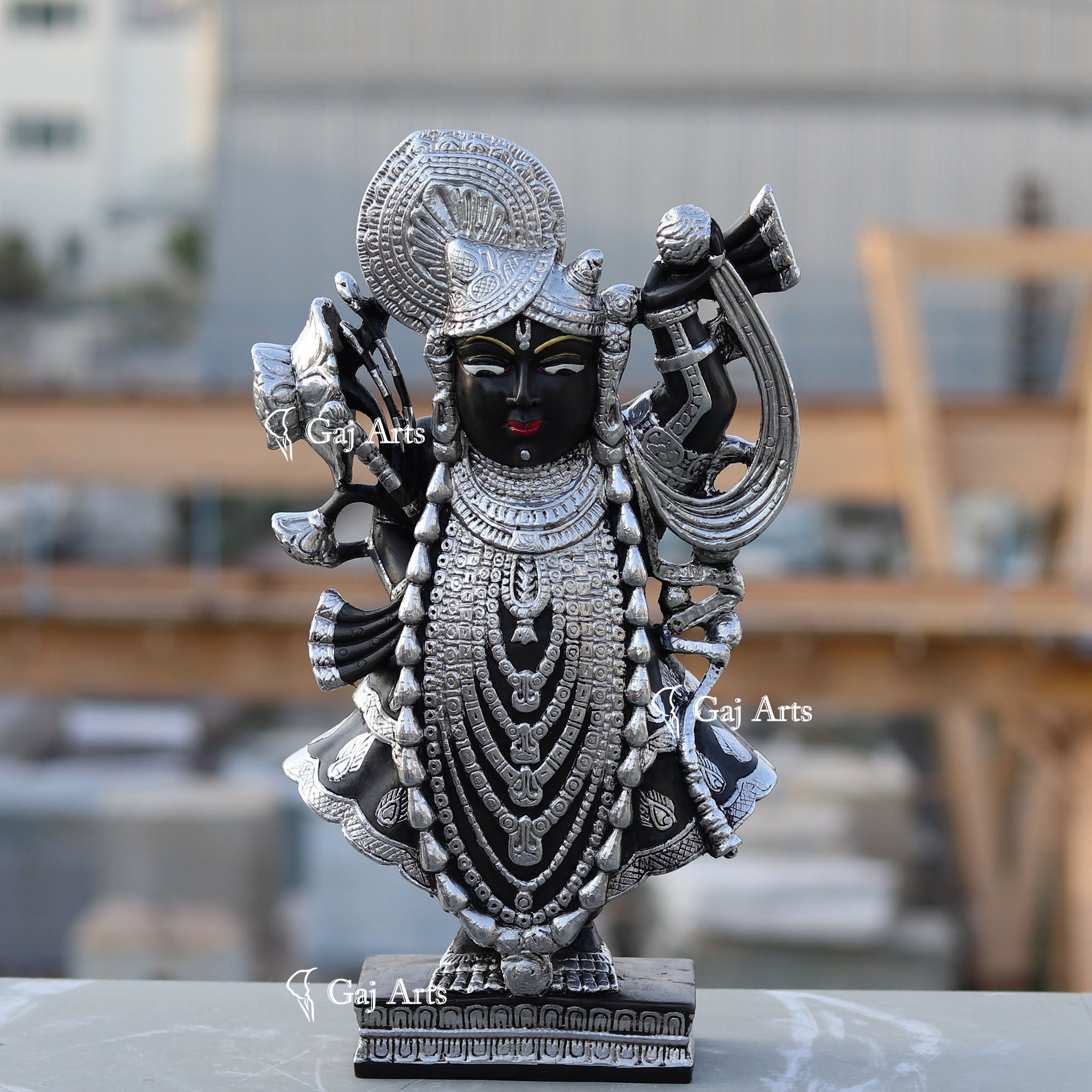 Shreenath Ji 15 Inch