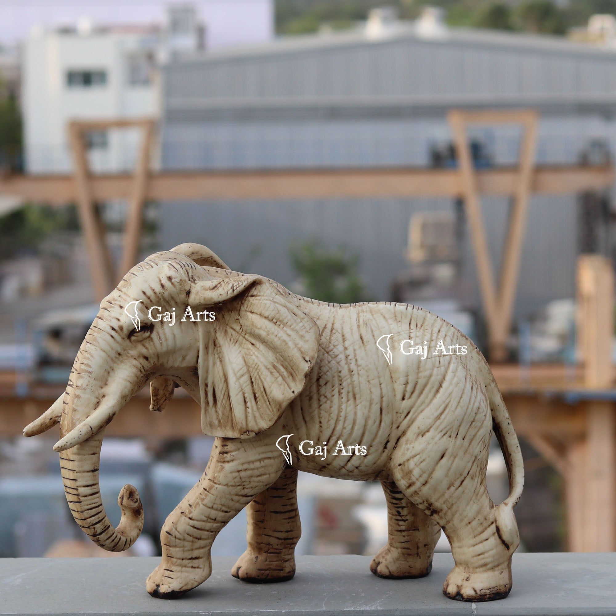 Elephant 18"