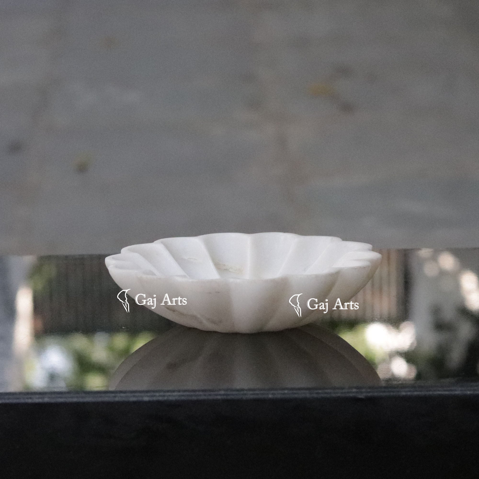 White Marble Artisan Flower Bowl | 6 Inch