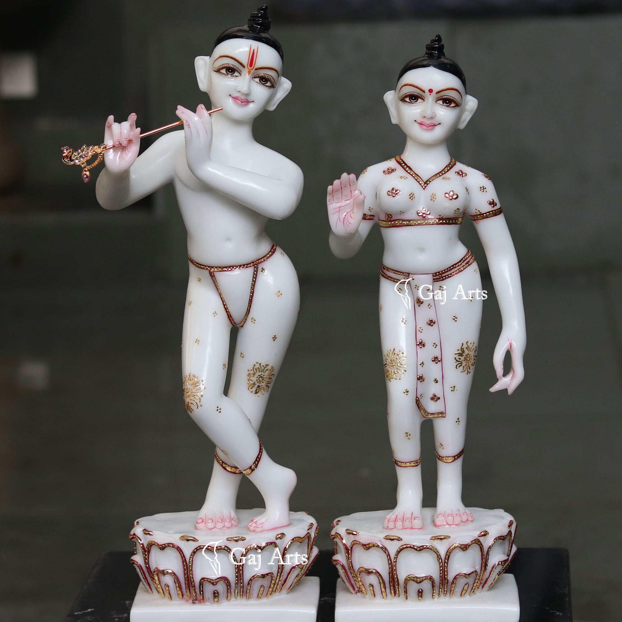 Super White Marble Ethiopia Iskon Radha Krishna Statue | 21 Inch