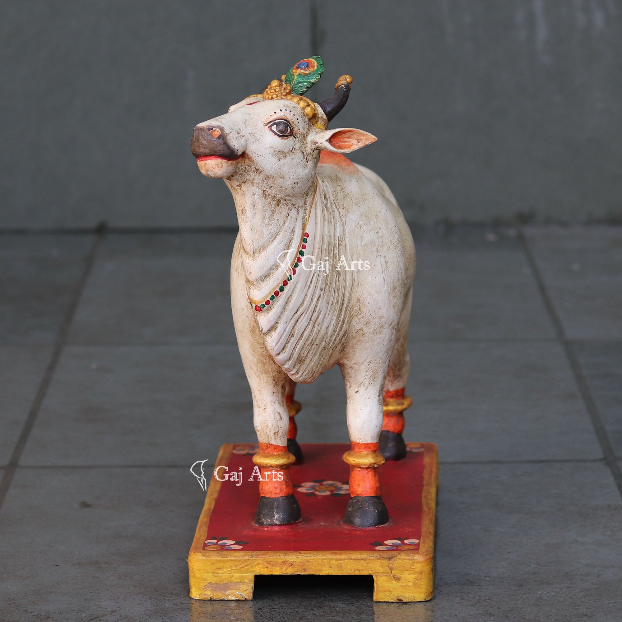 Handcrafted Wooden Cow Idol | 18 Inch