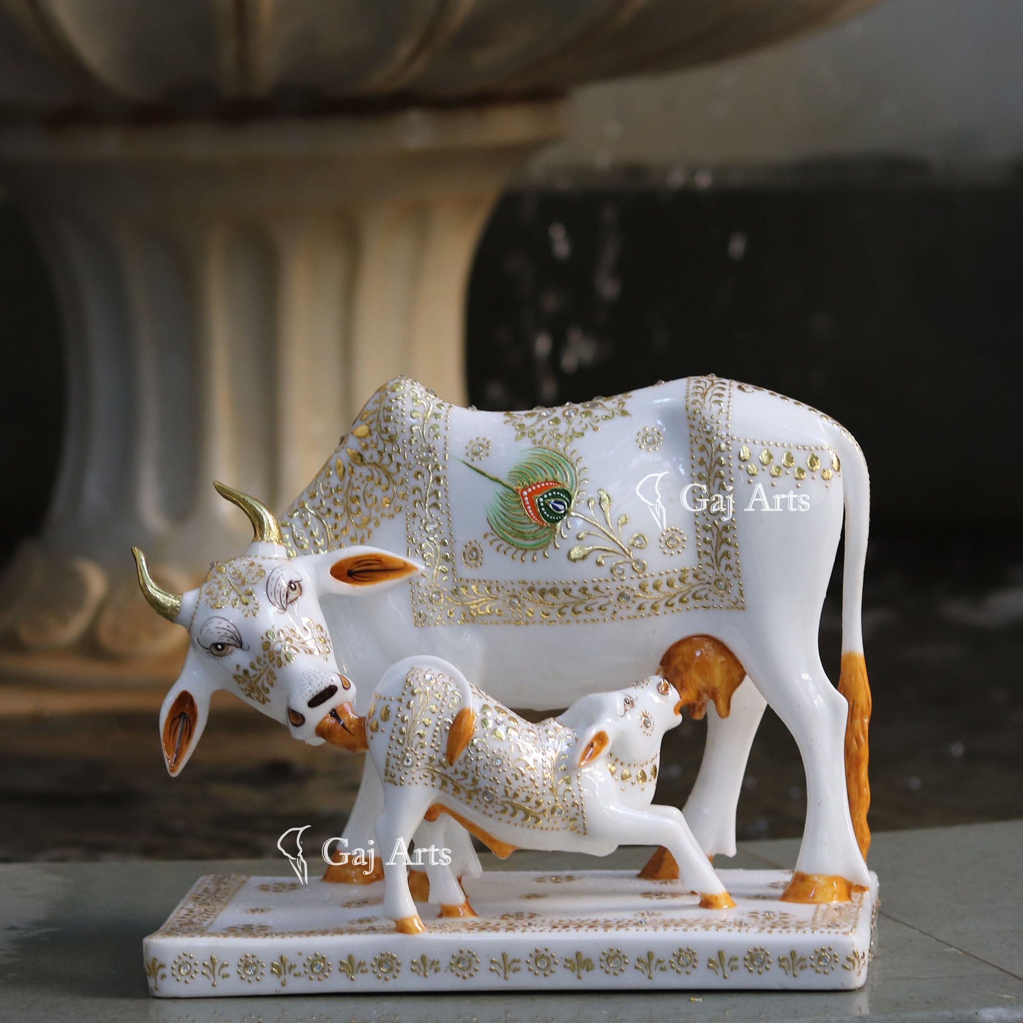 Makrana Marble Powder Cow &amp; Calf Idol | 12 Inch