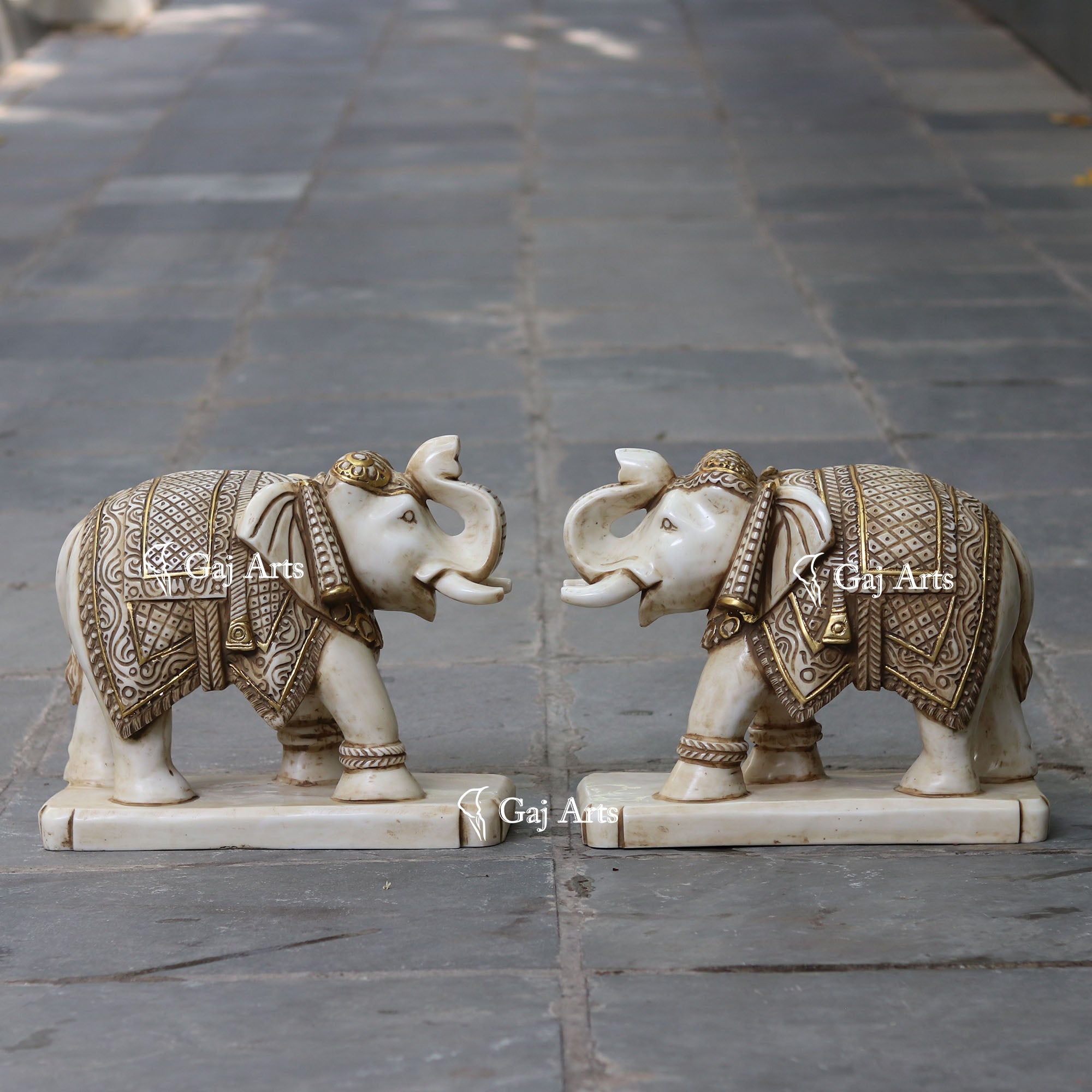 Antique Finish Elephant Statue | 18 Inch