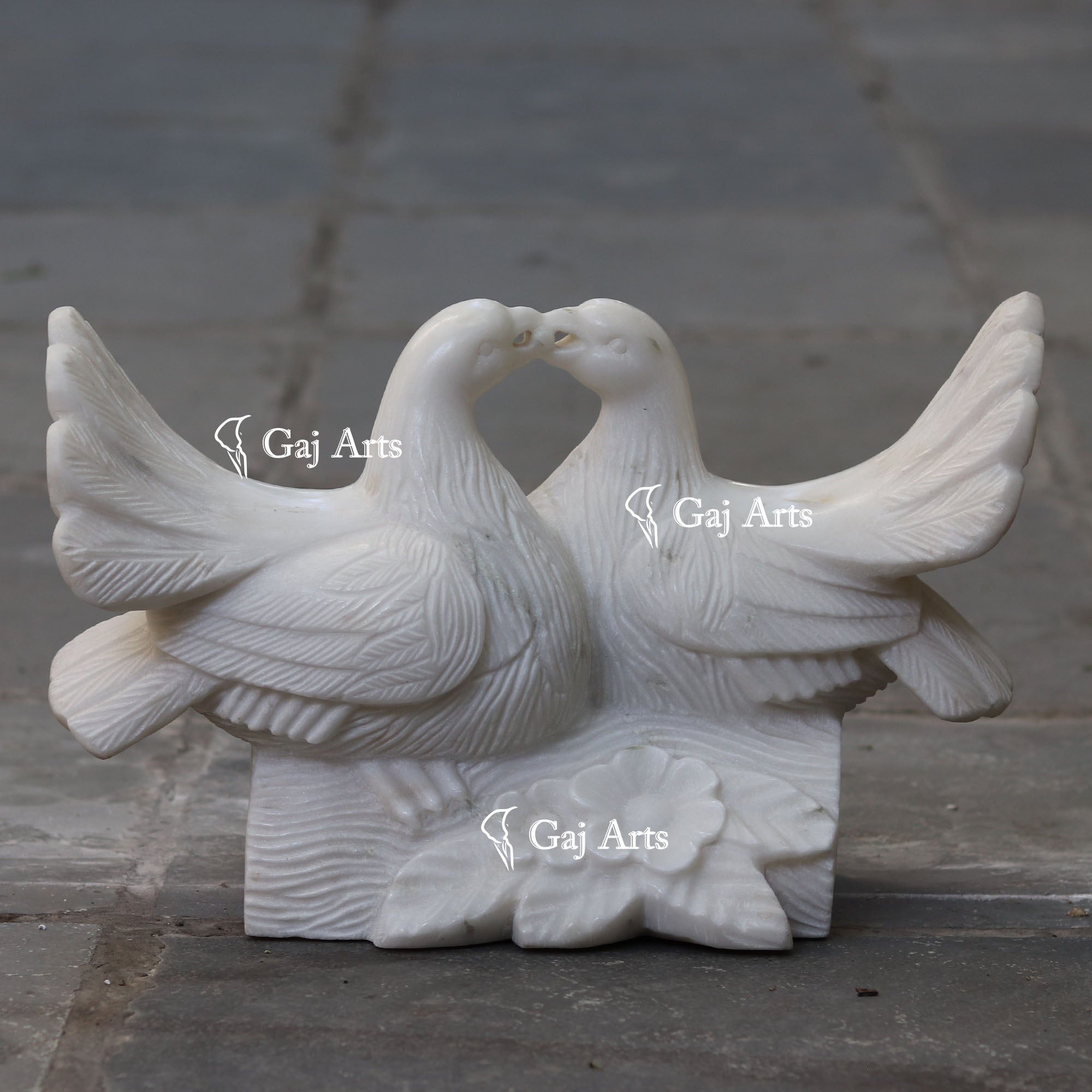 White Marble Pigeon Sculpture | 18 Inch