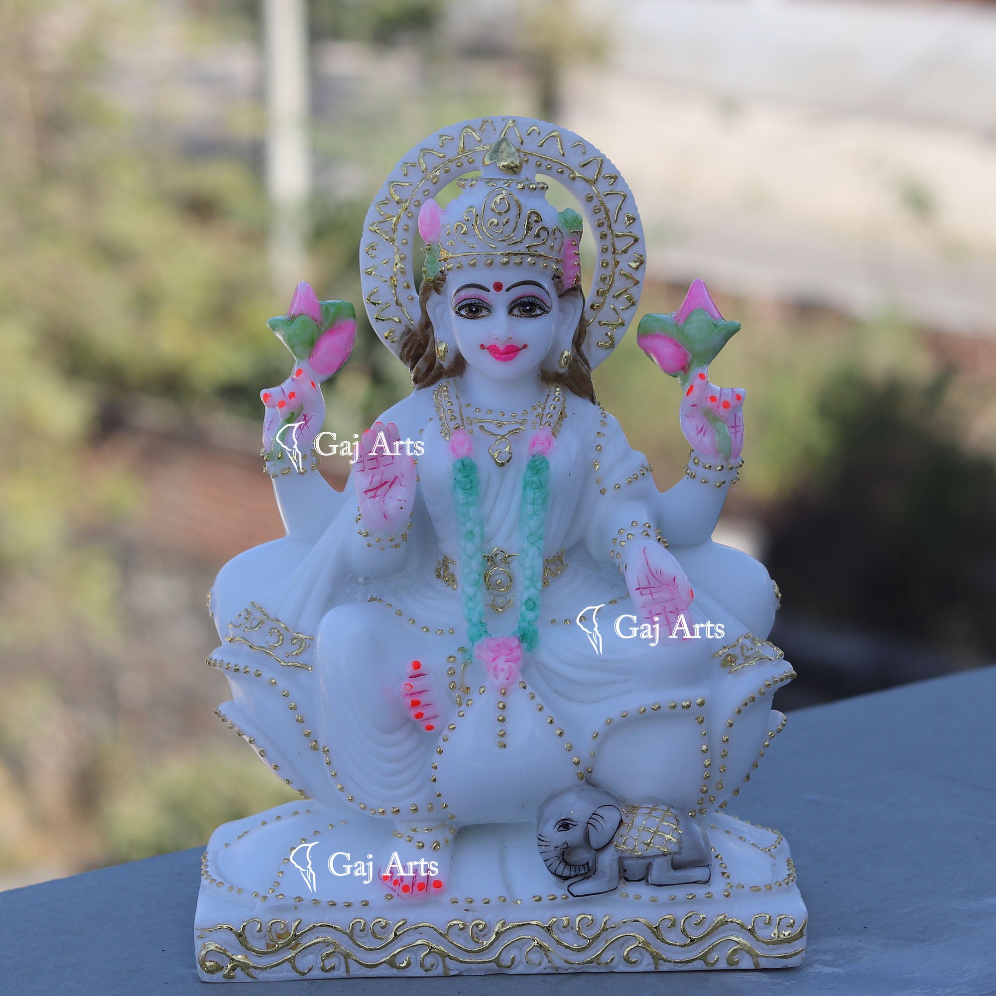 White Marble Lakshmi Maa Idol | 9 Inch