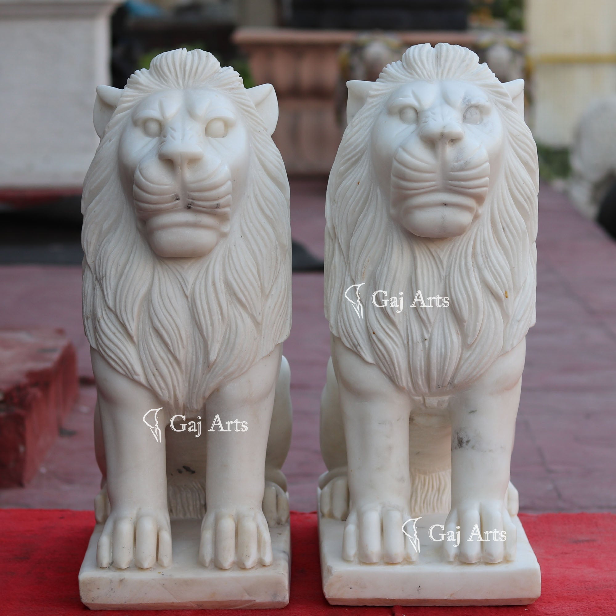 White Marble Lion Sculpture | 24 Inch