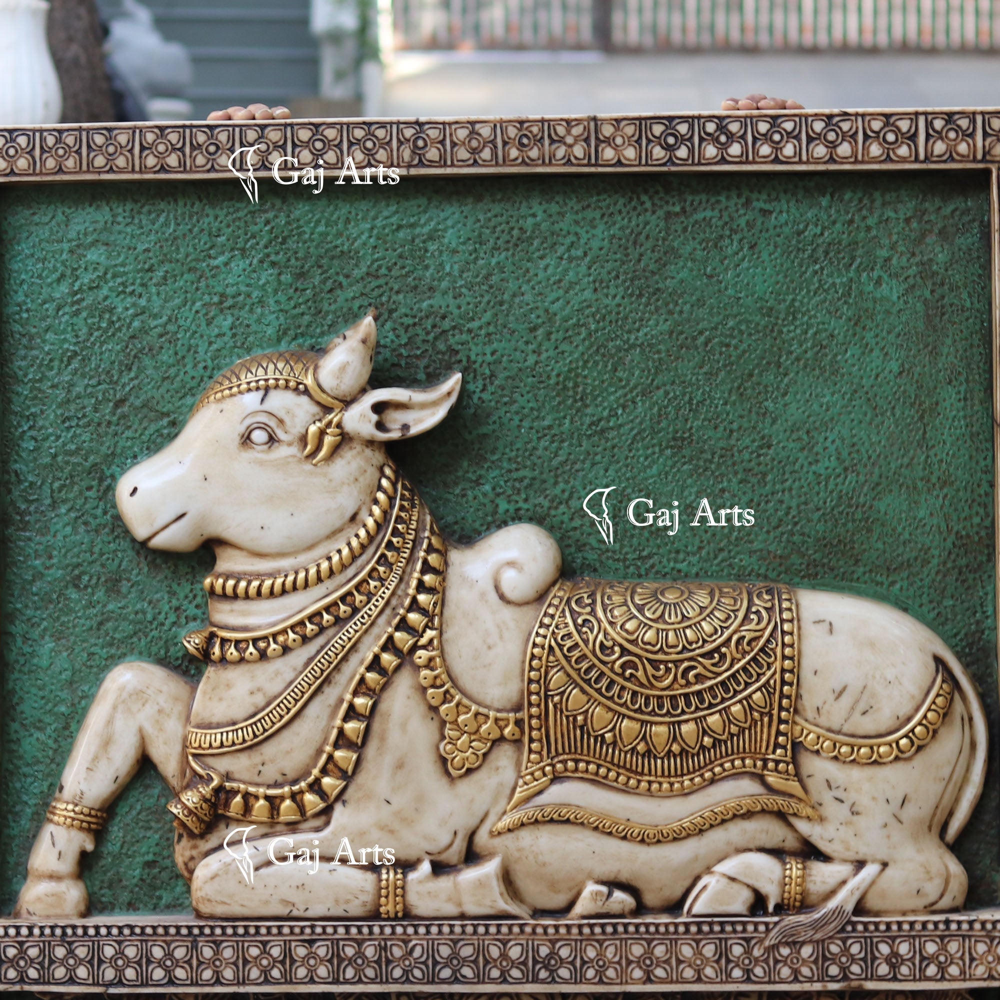 White Marble Nandi Wall Panel | 57 Inch
