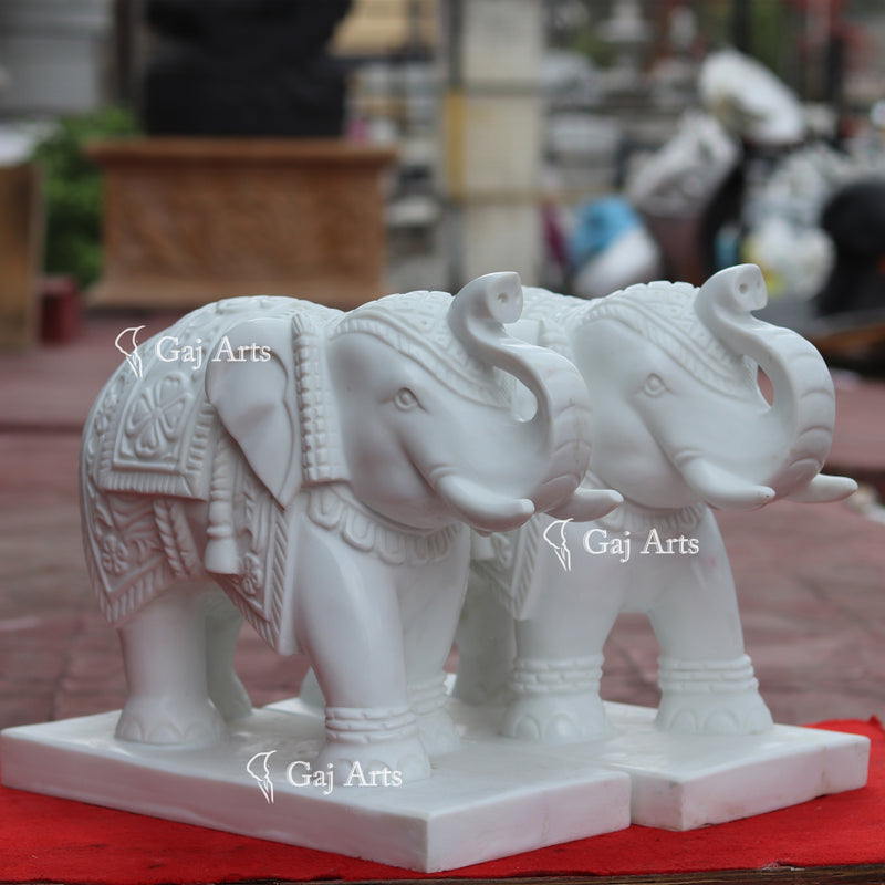 Elephant 18"