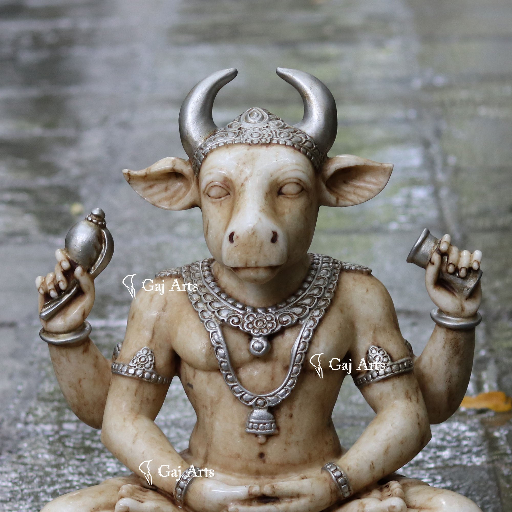 White antique finishing Marble Nandi Idol | 21 Inch