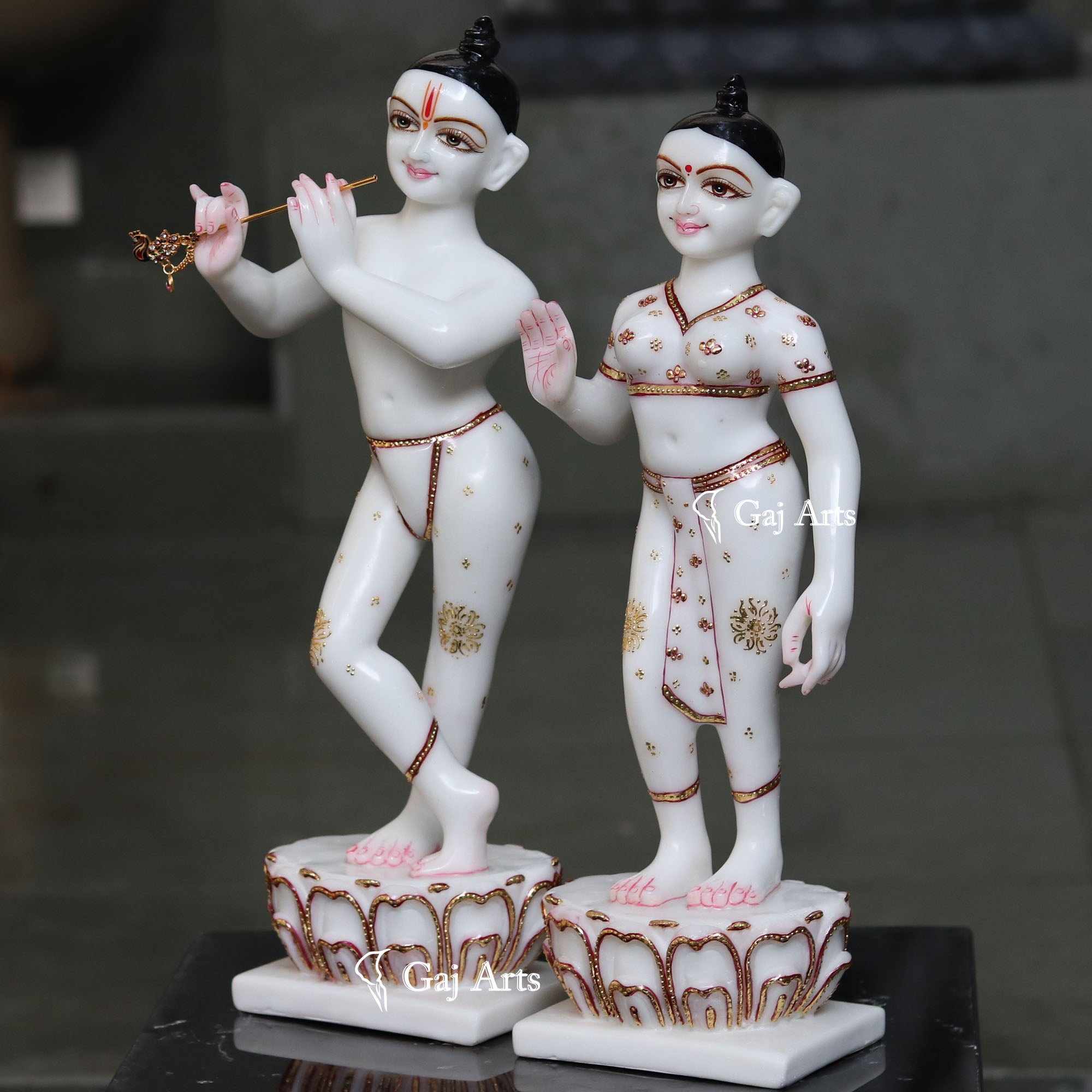 Super White Marble Ethiopia Iskon Radha Krishna Statue | 21 Inch