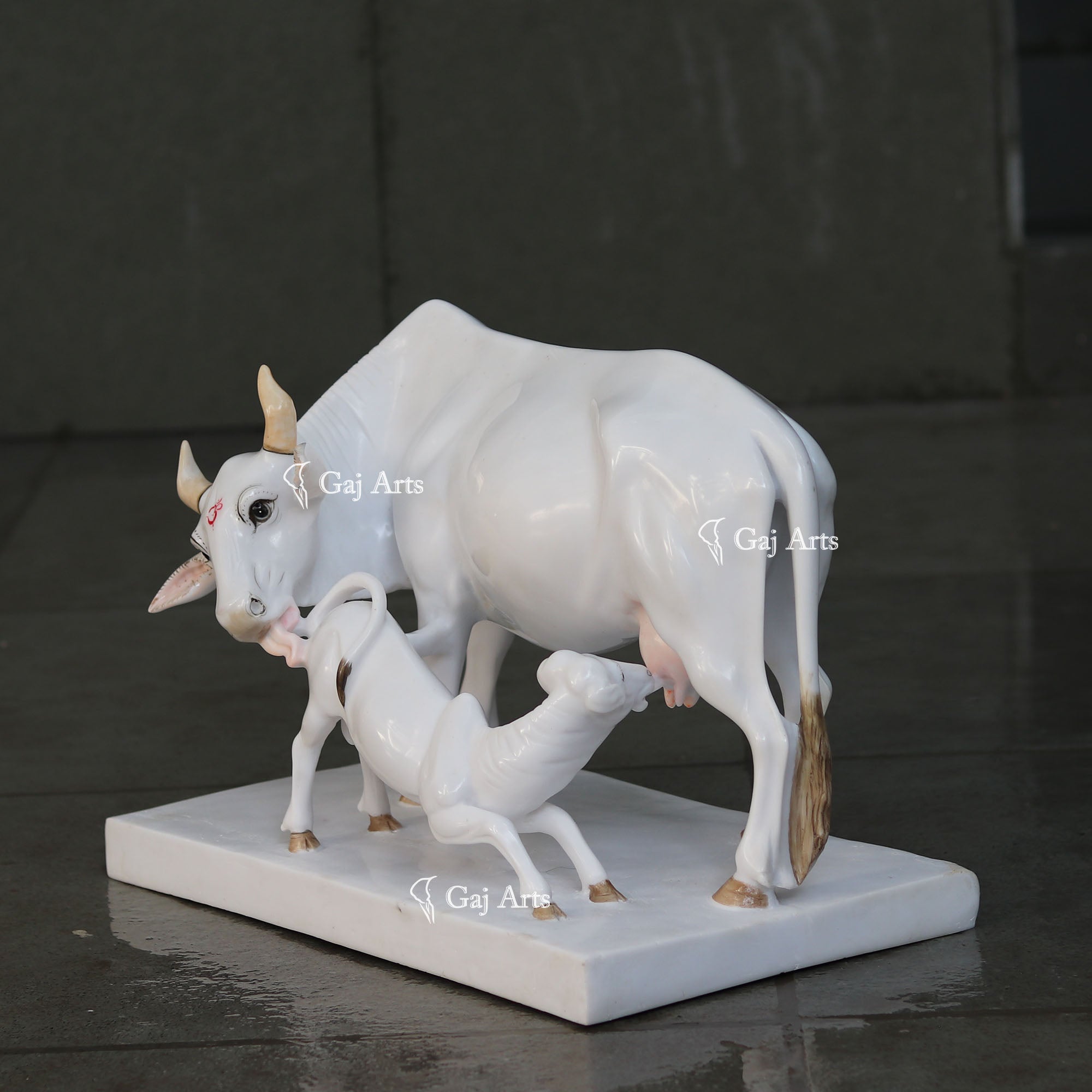 White Marble Ethiopia Cow &amp; Calf Idol | 18 Inch
