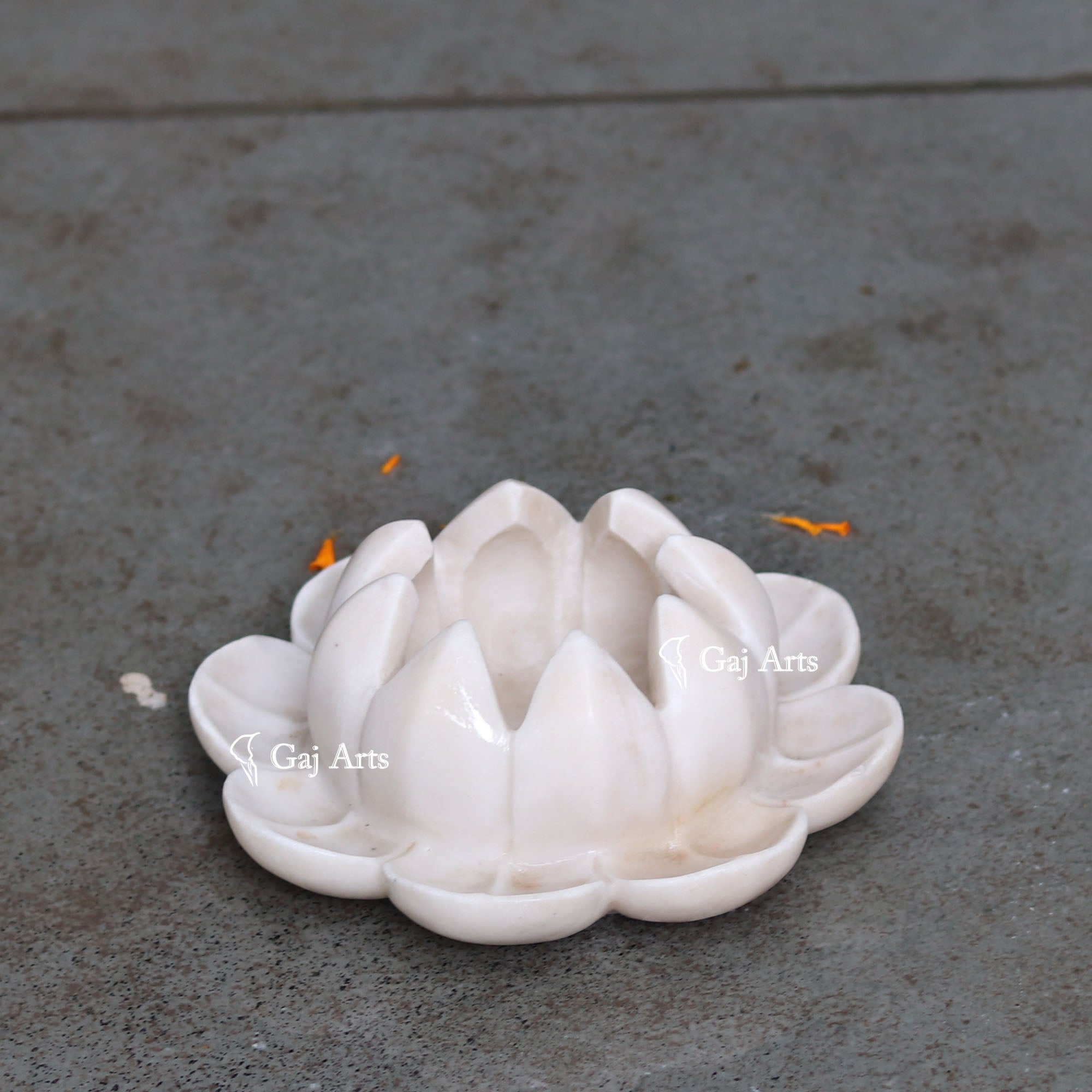 White Marble Chic Flower Bowl | 8 Inch