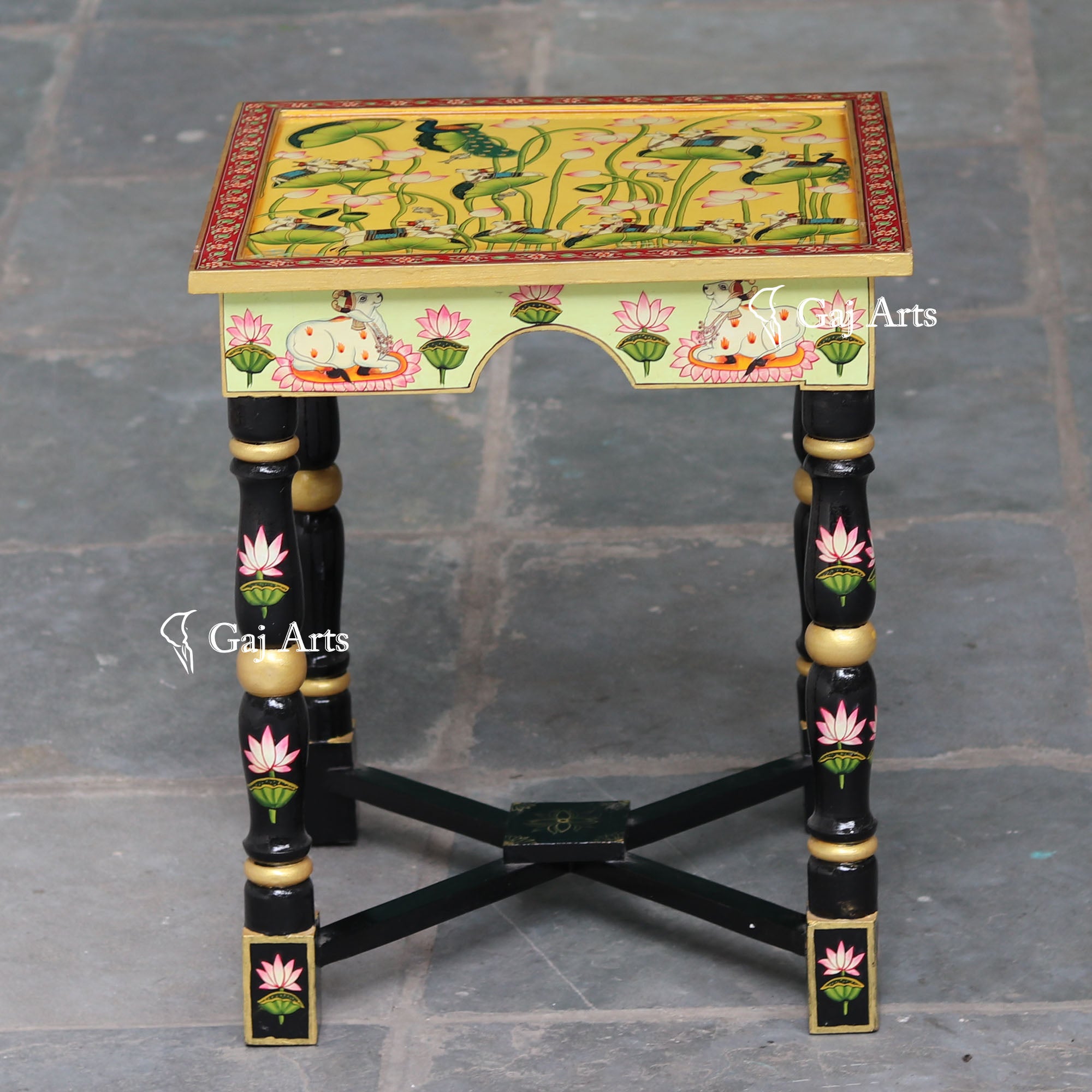 Wooden  Table 25"