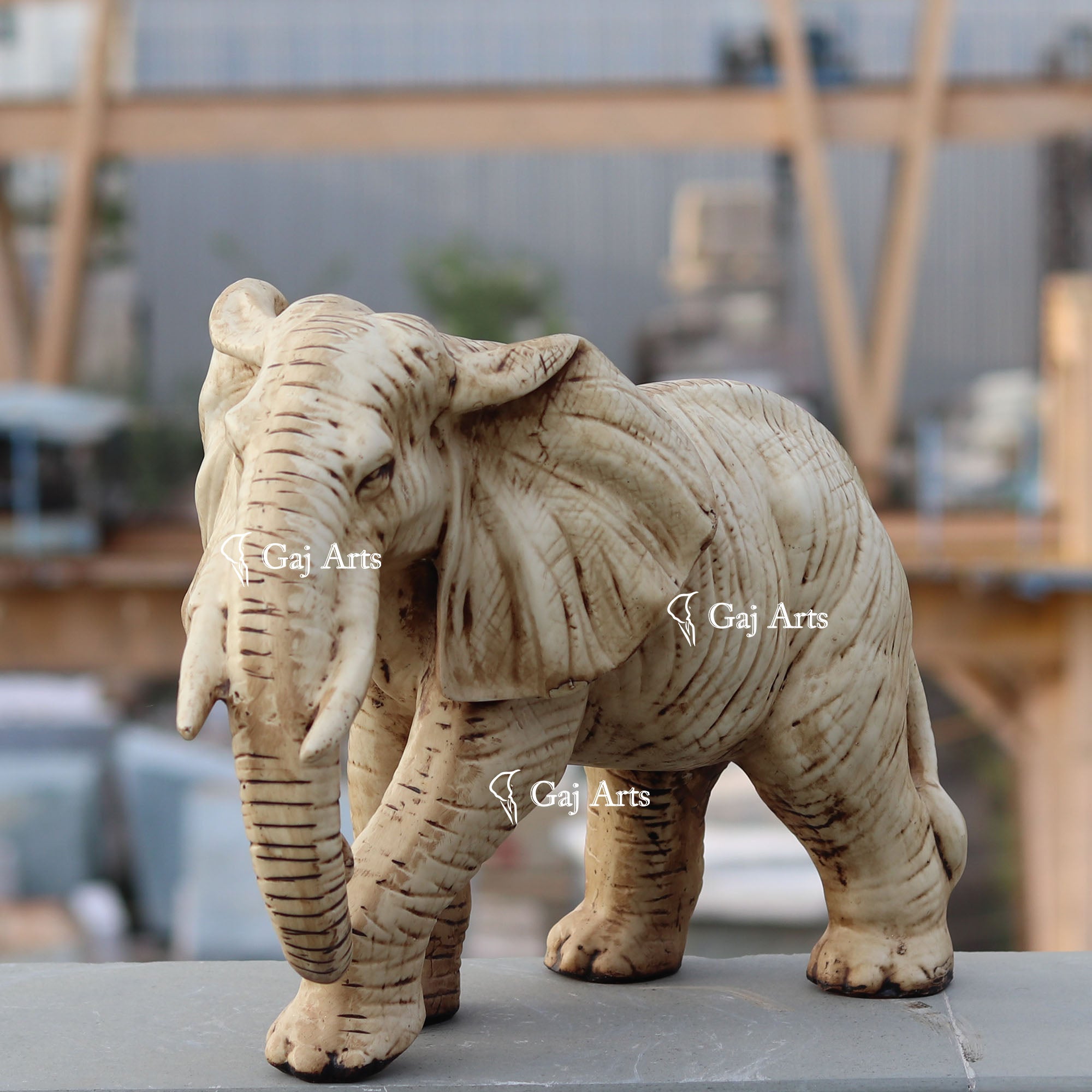 Elephant 18"