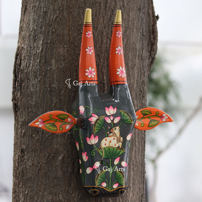 Nandi Face 16"