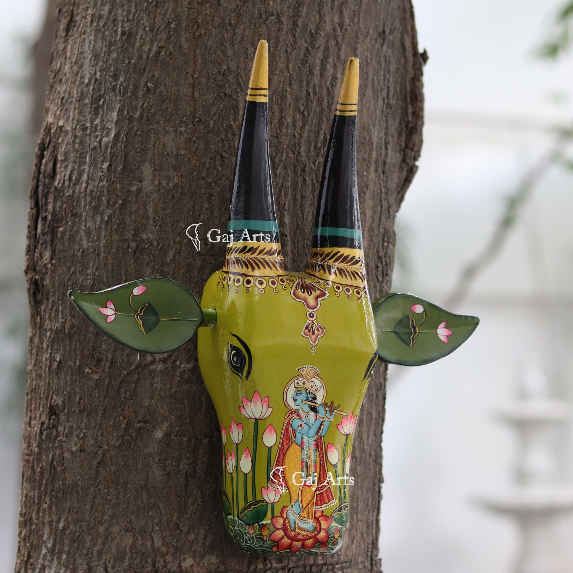 Nandi Face 16"
