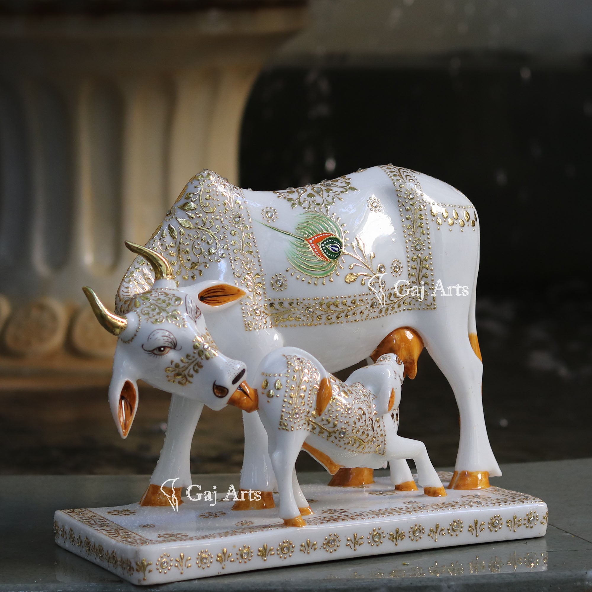 Makrana Marble Powder Cow &amp; Calf Idol | 12 Inch