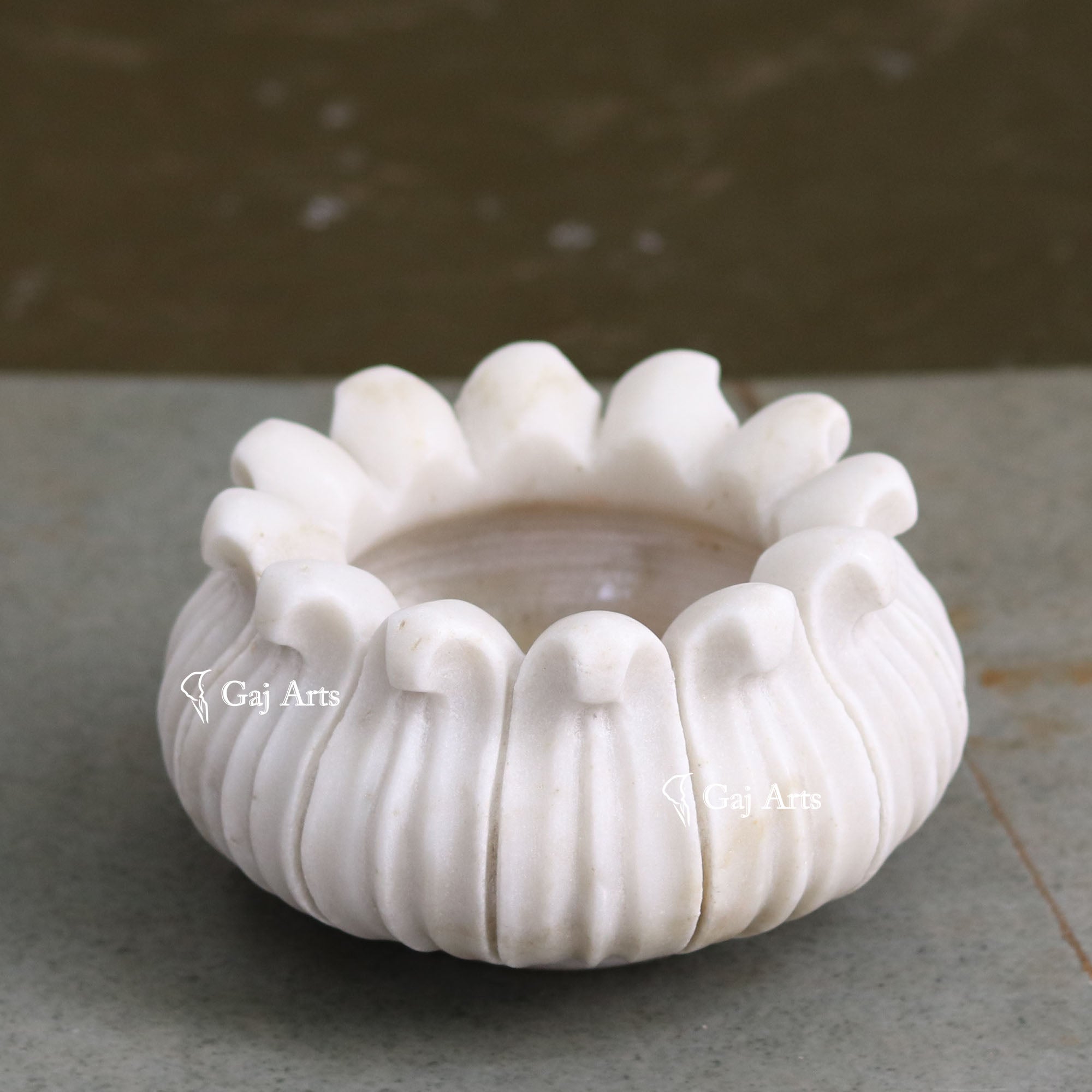 White Marble Minimalist Flower Bowl | 6 Inch