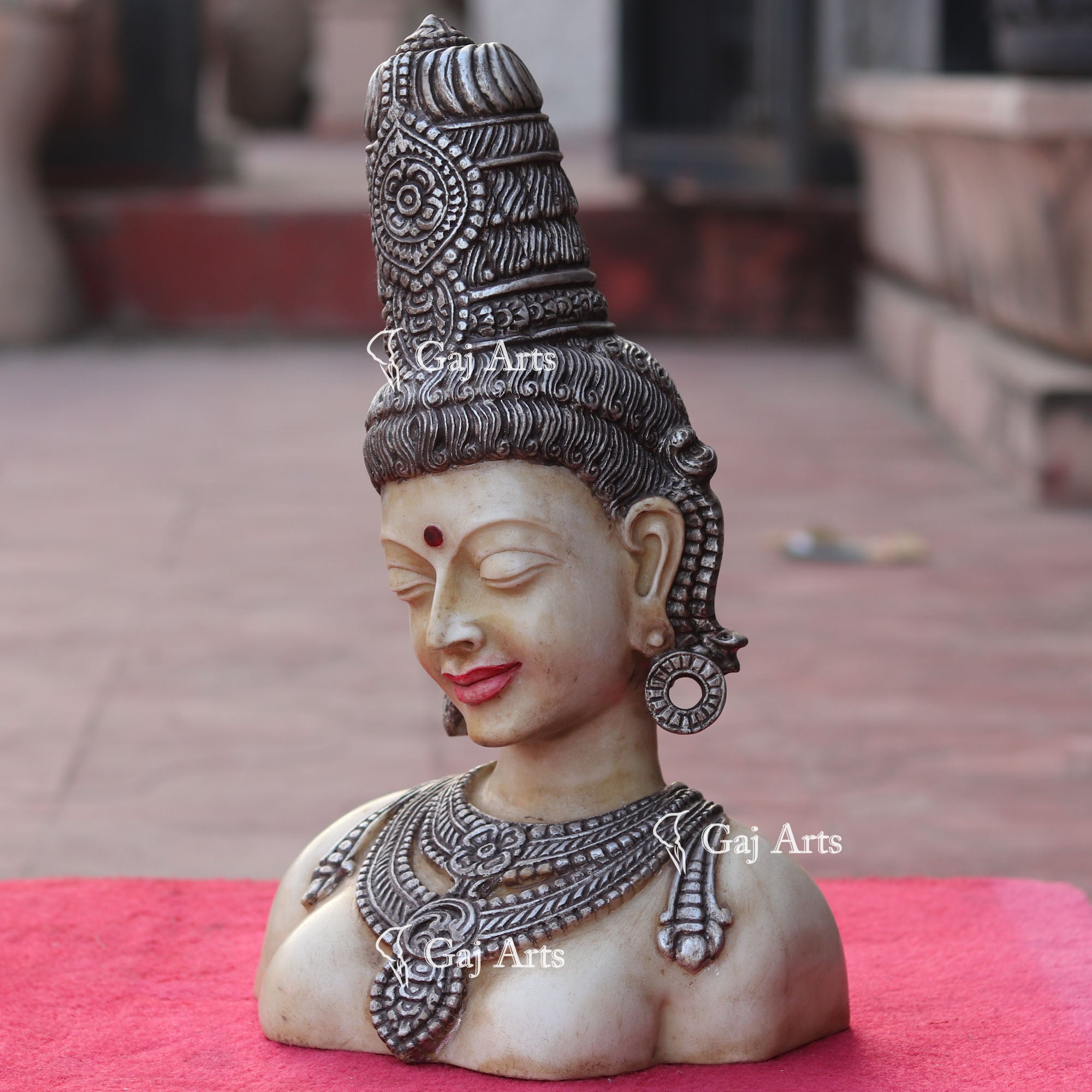 White Marble Lady Statue | 18 Inch