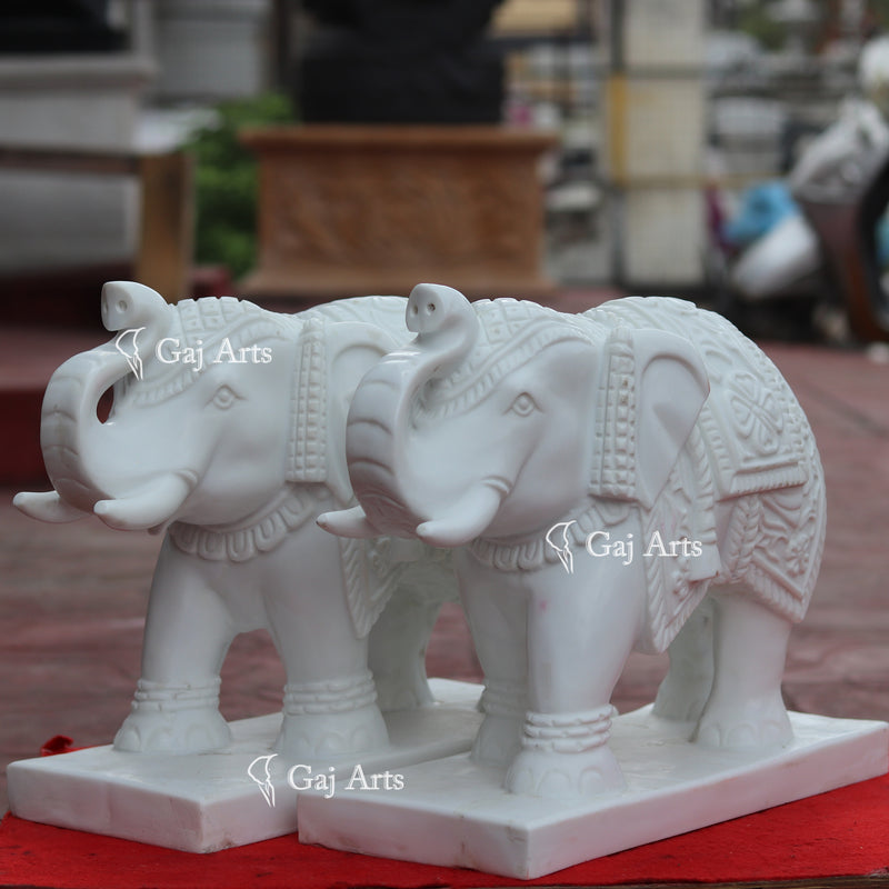 Elephant 18"