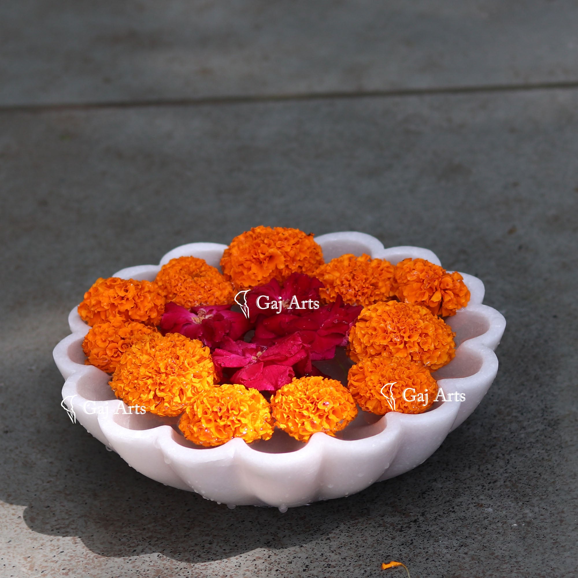 White Marble Heritage Flower Bowl | 9 Inch