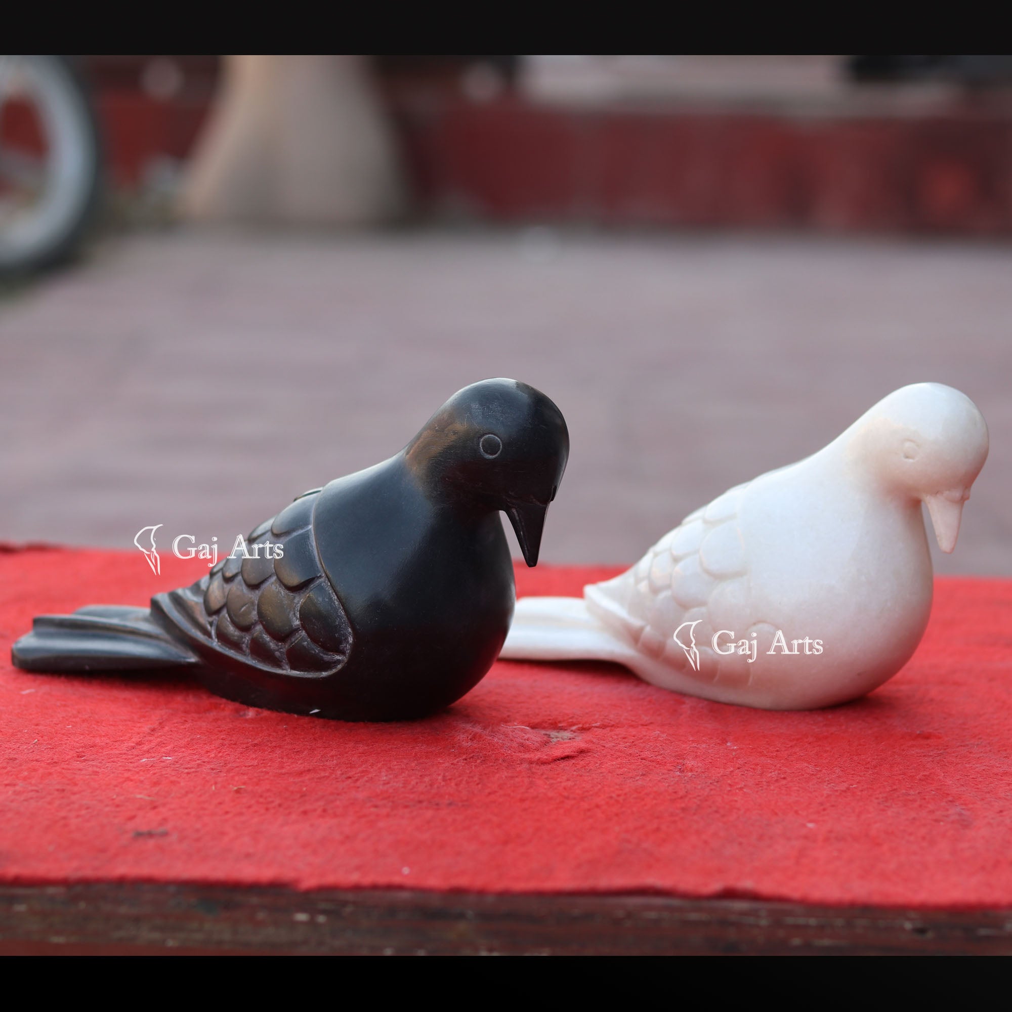 White & Black Marble Pigeon Sculpture | 9 Inch