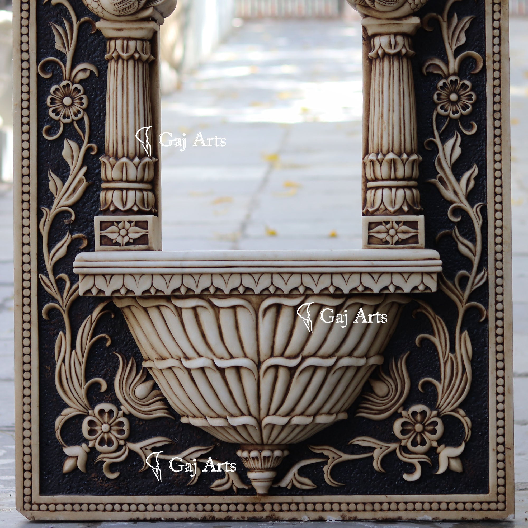 White Marble Jharokha Wall Panel | 60 Inch
