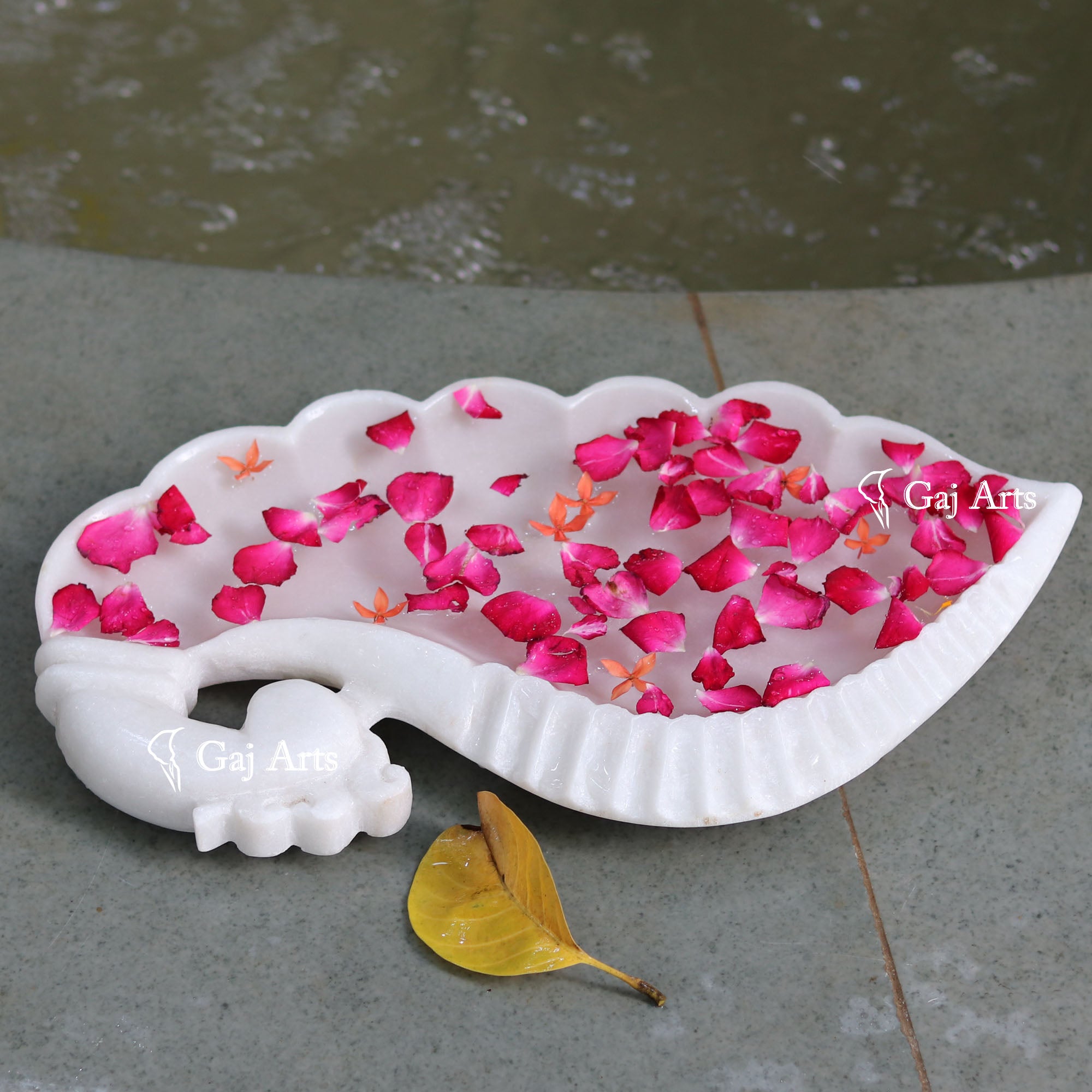 White Marble Luxury Flower Bowl | 14 Inch