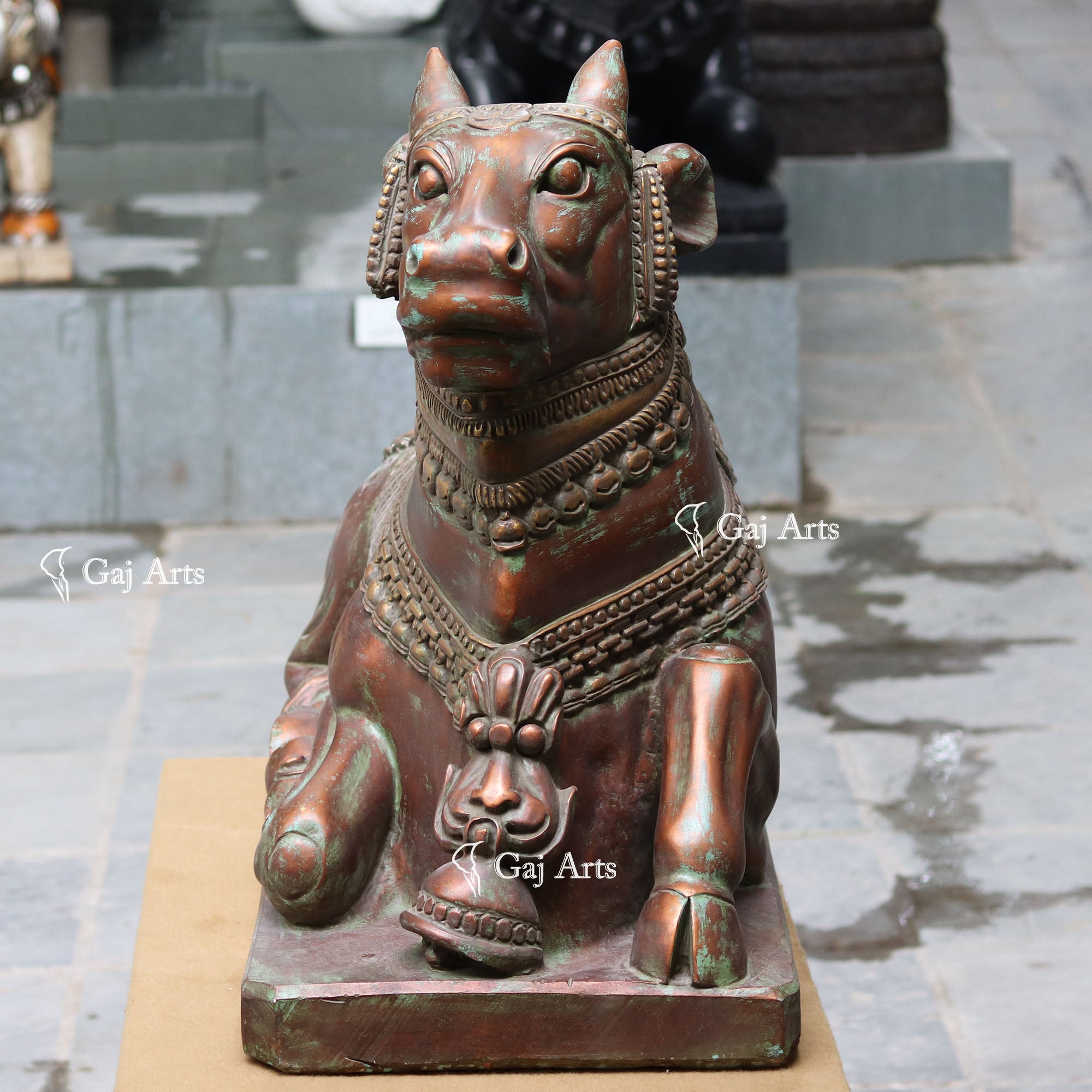 White Marble Nandi Idol | 42 Inch