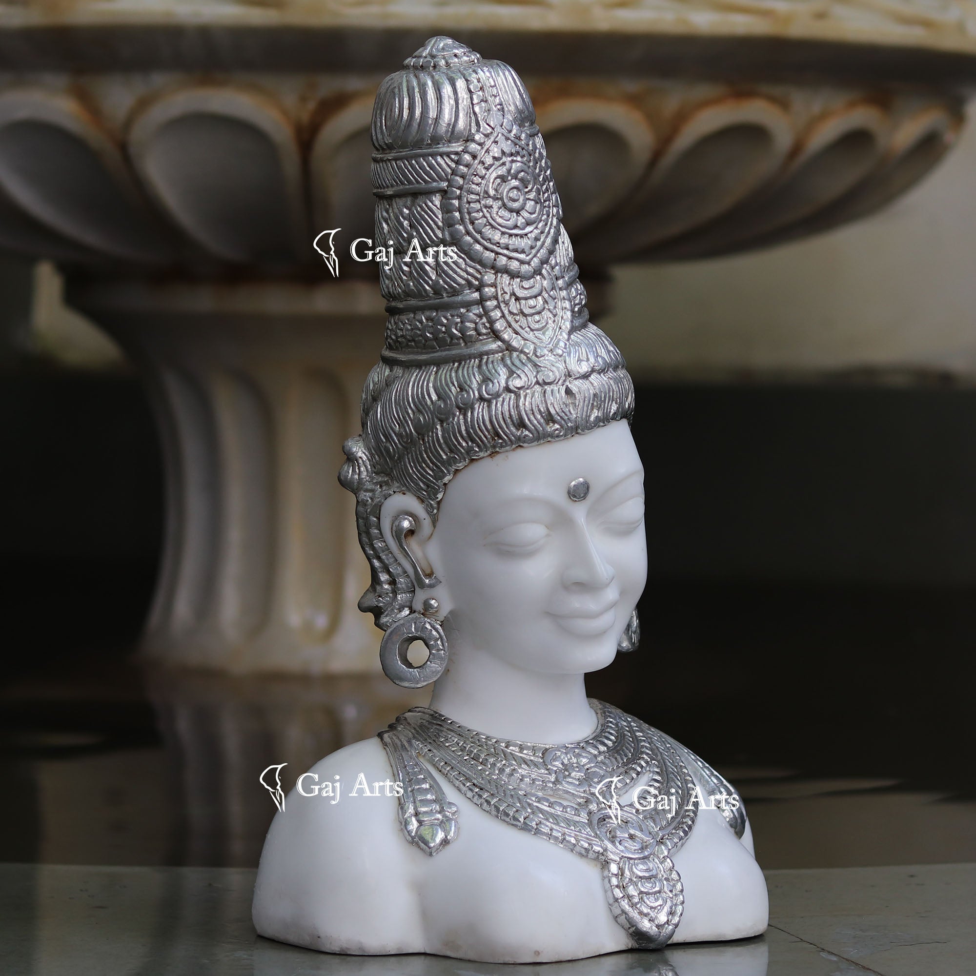 Silver Art Lady statue |18 Inch