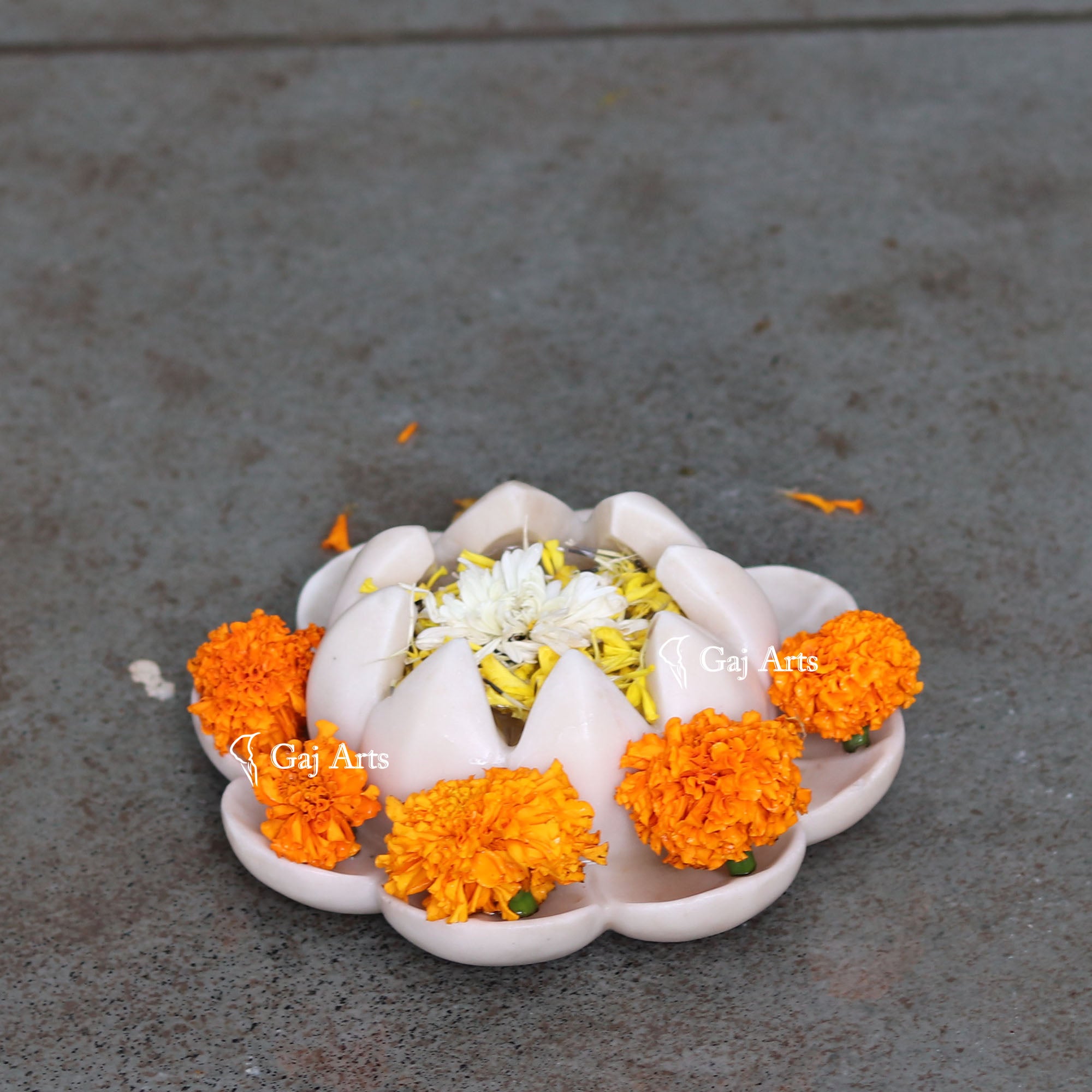 White Marble Floral Display Bowl | 9 Inch