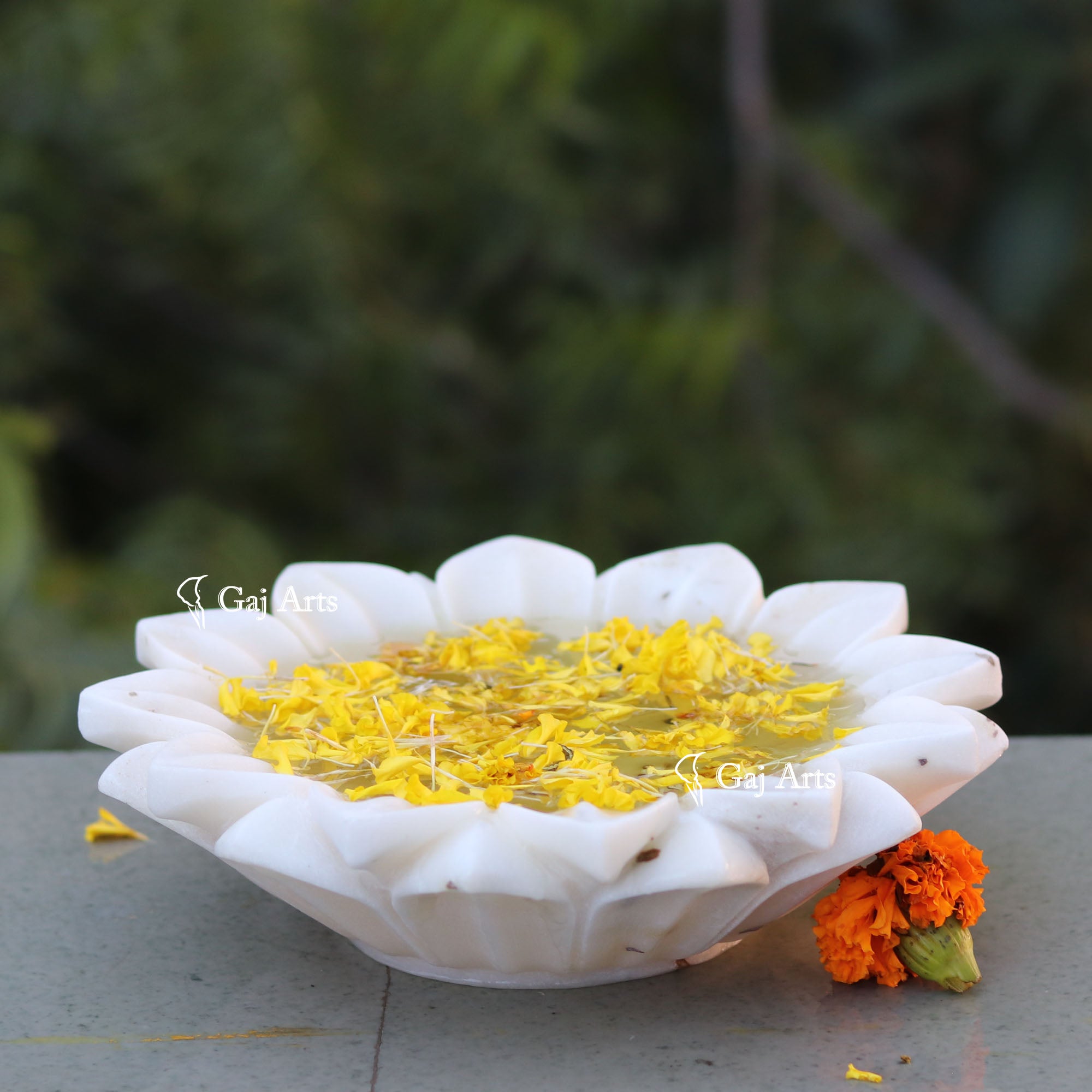 Rajasthan White Marble Small Flower Uruli | 9 Inch