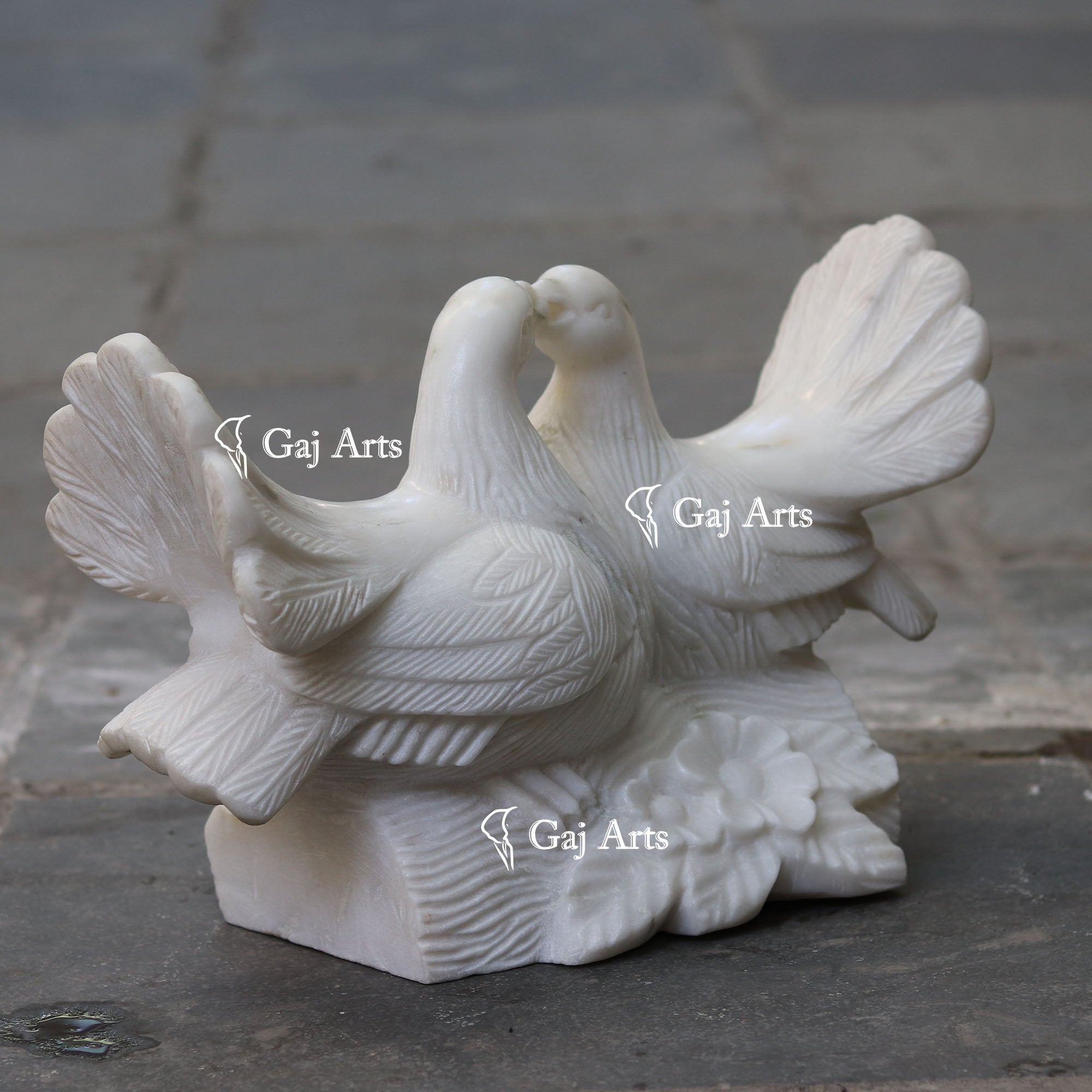 White Marble Pigeon Sculpture | 18 Inch
