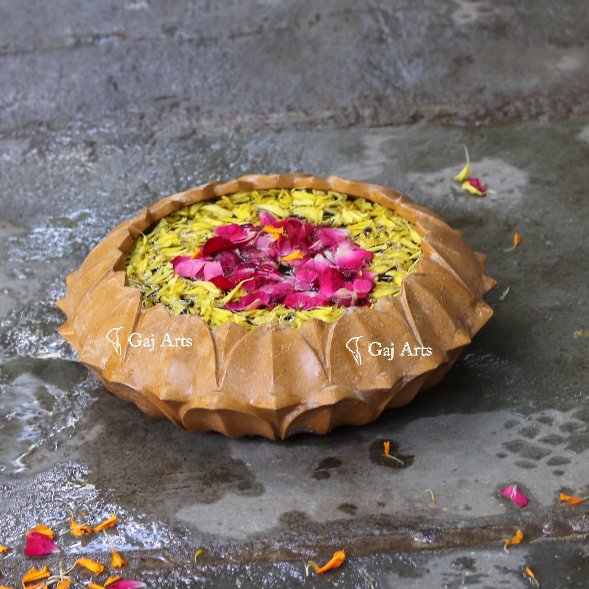 Yellow Sandstone Flower Bowl | 12 Inch