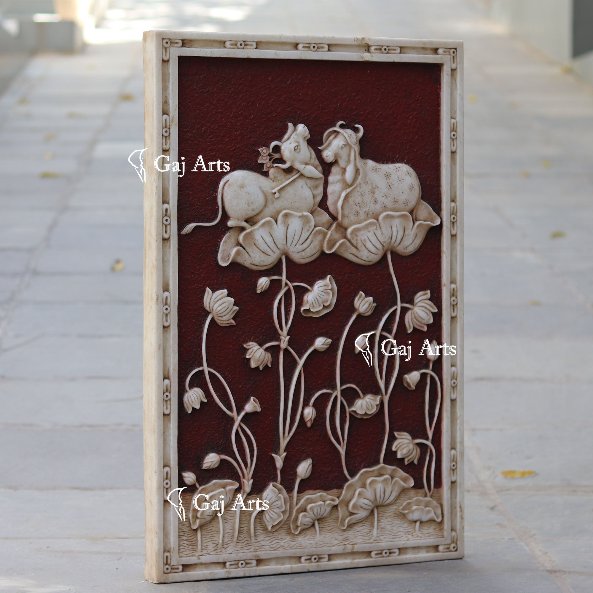 Handcrafted White Marble Wall Panel | 36 Inch