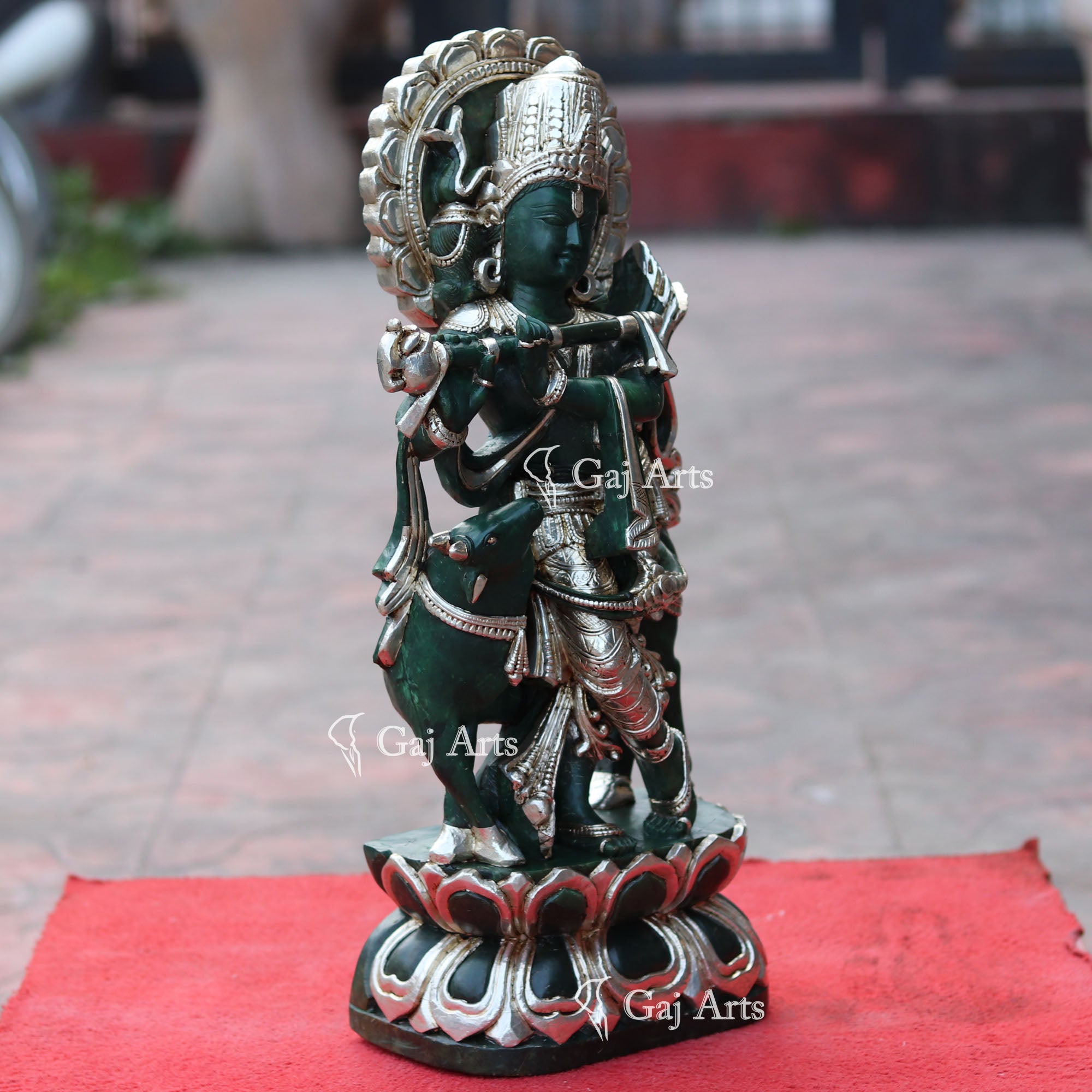 Green Quartz Go Gopal Idol | 21 Inch