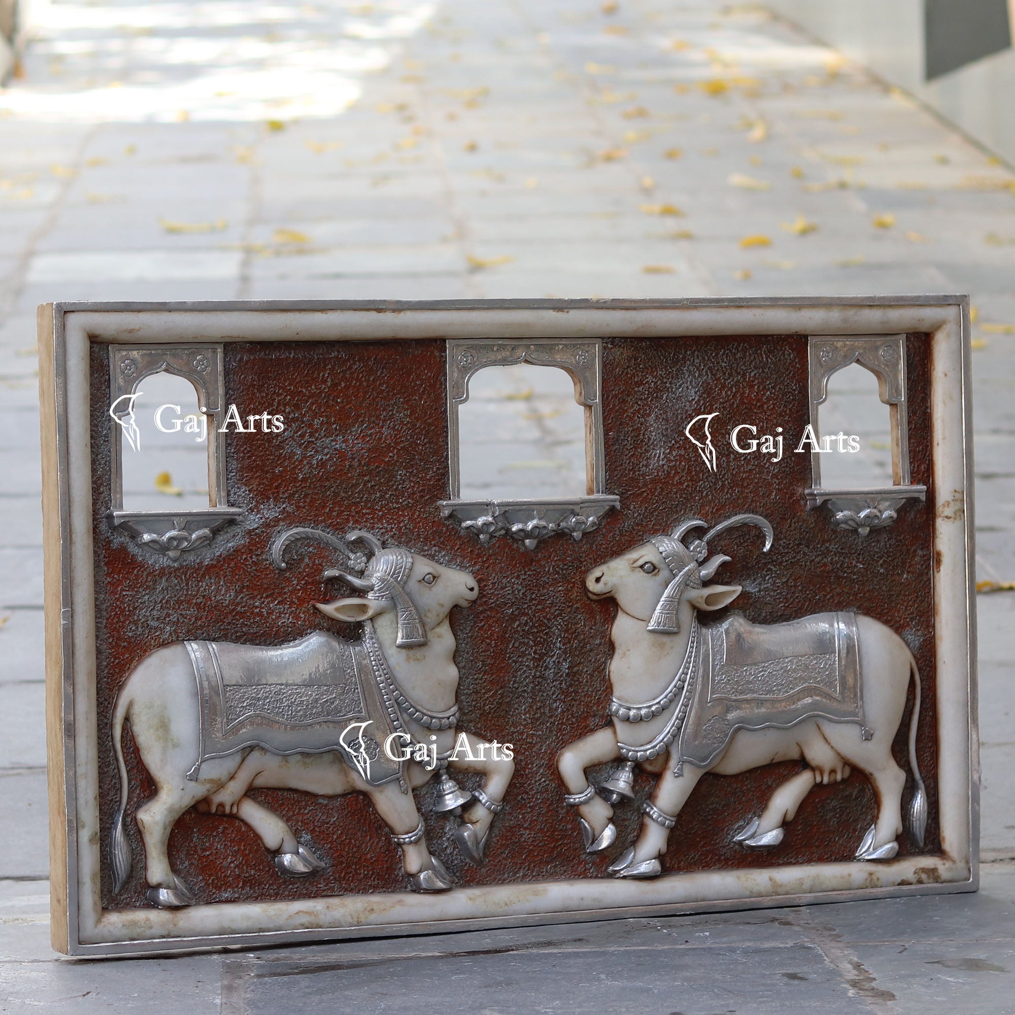 White Marble Jharokha & Cow Wall Panel | 40 Inch