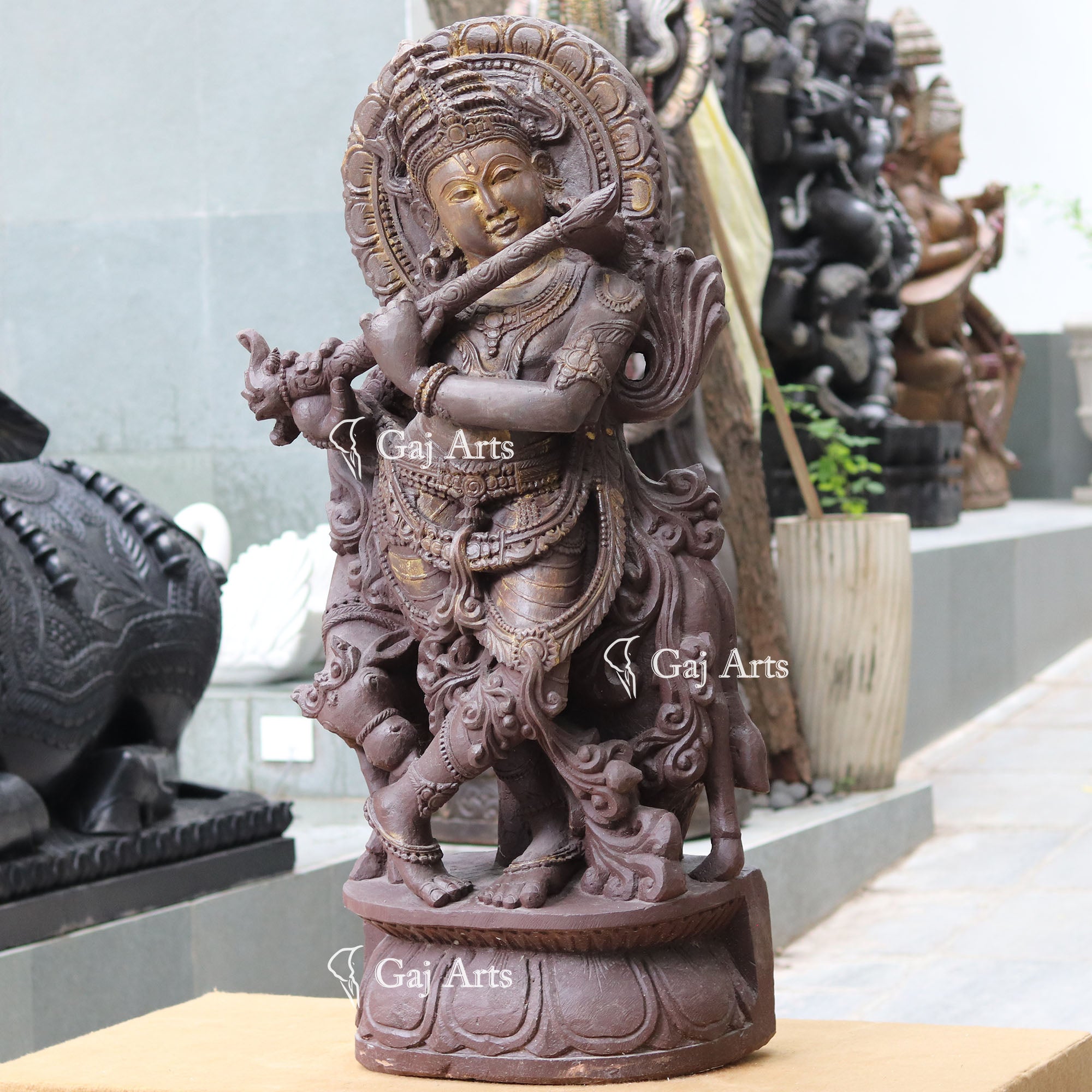 Sand Stone Go Gopal Idol | 48 Inch