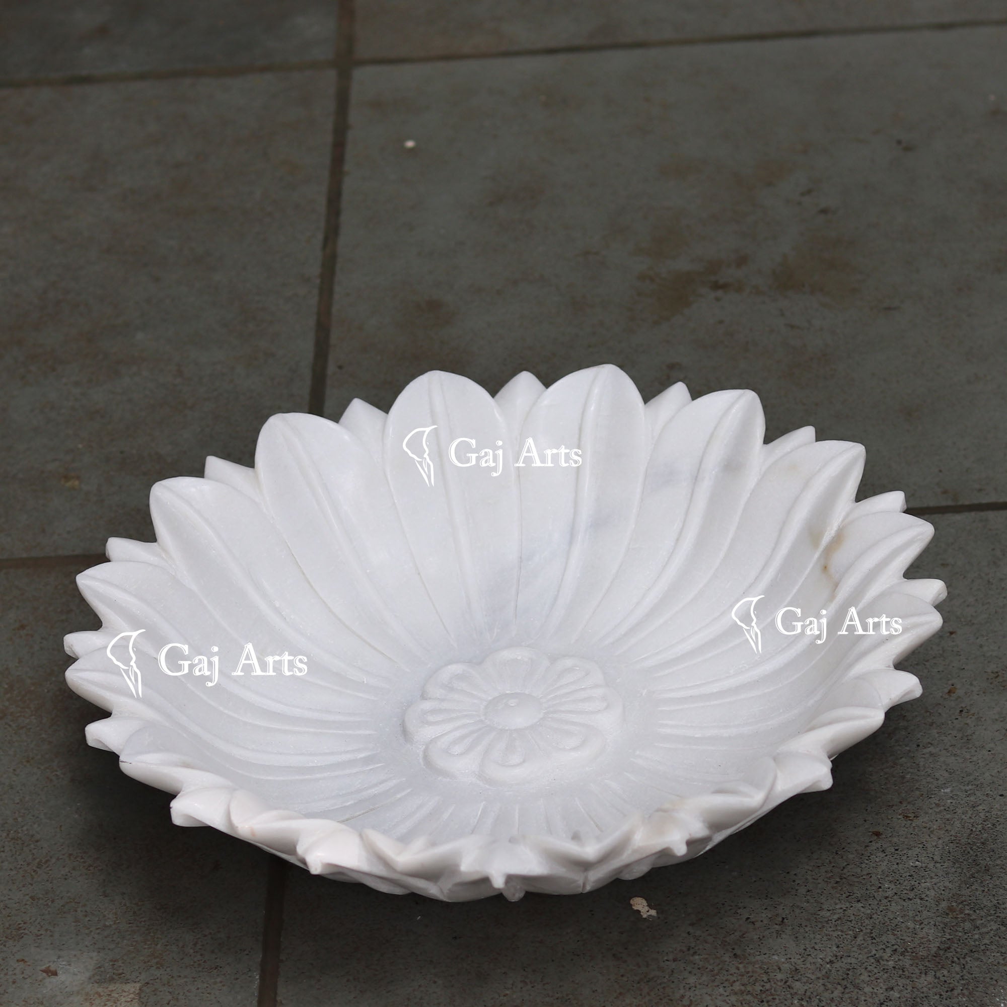 Rajasthan White Marble Flower Bowl | 18 Inch