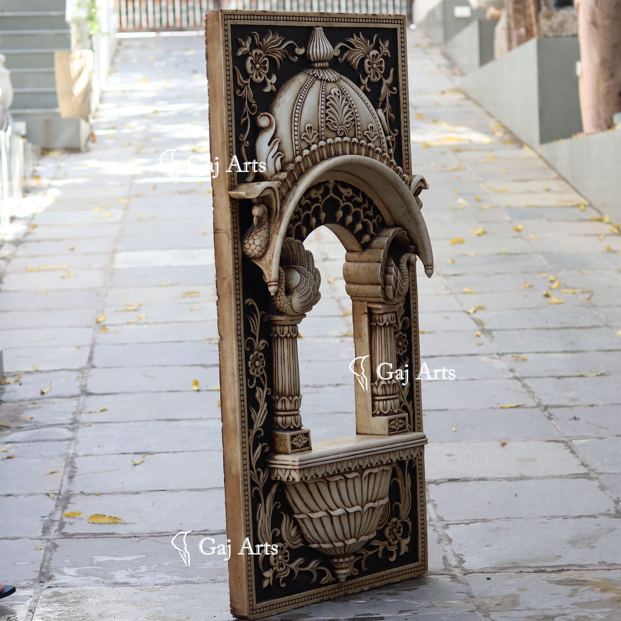 White Marble Jharokha Wall Panel | 60 Inch