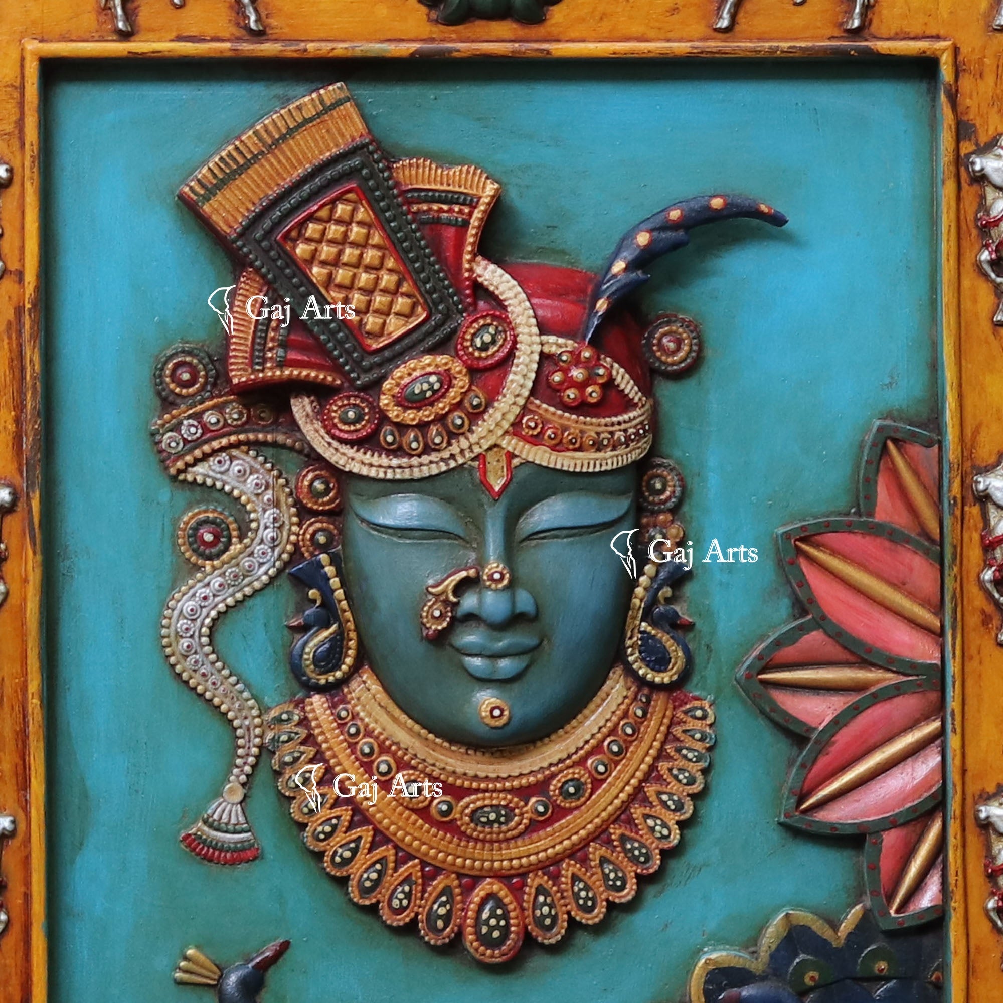 Wooden Shreenath Ji Wall Panel | 48 Inch