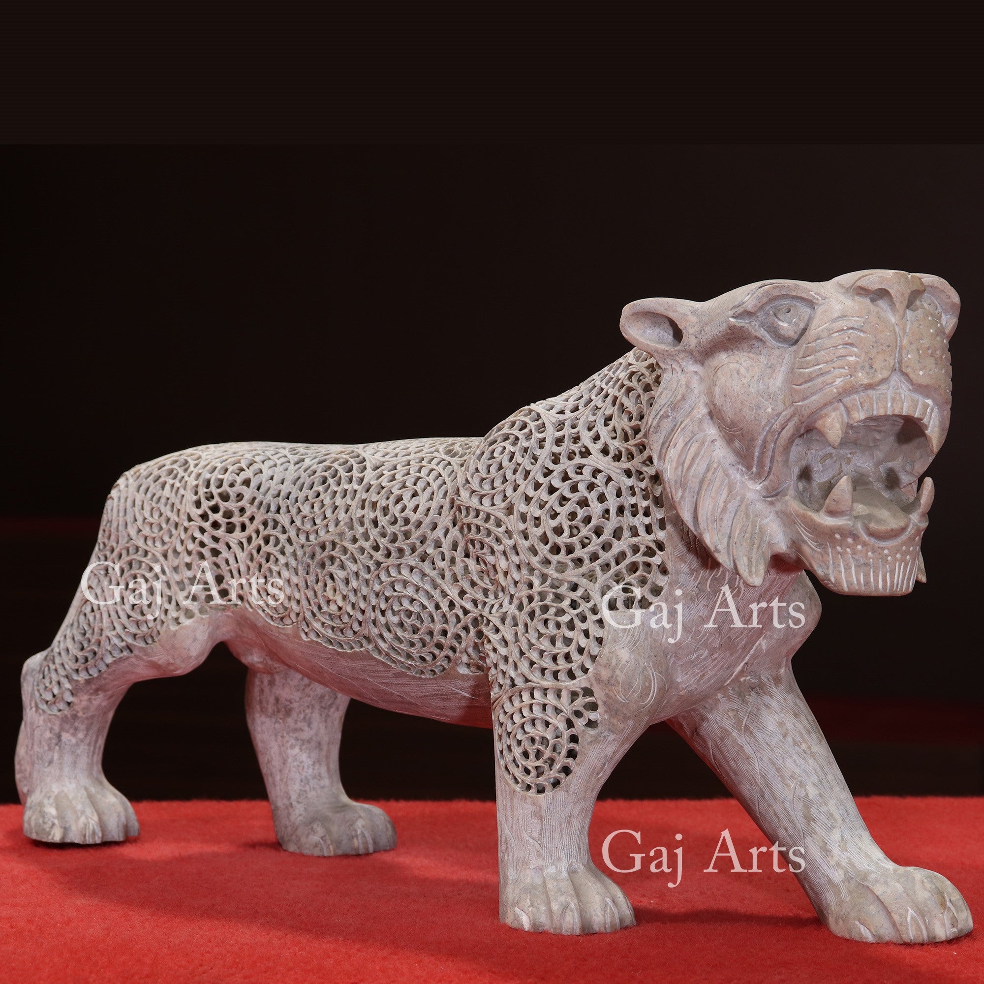 Handcrafted Gorara Stone Lion Jali Sculpture | 11 Inch
