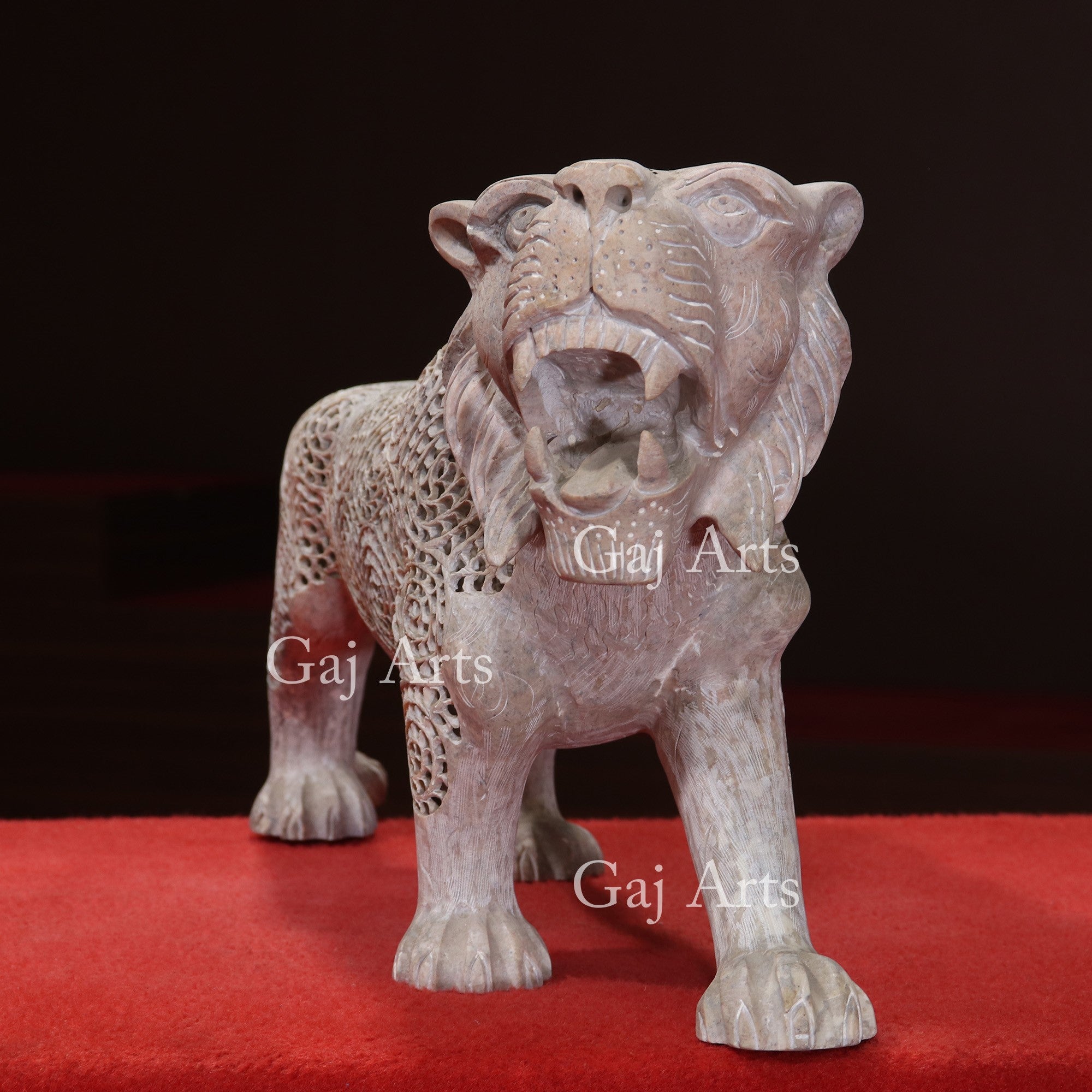 Handcrafted Gorara Stone Lion Jali Sculpture | 11 Inch