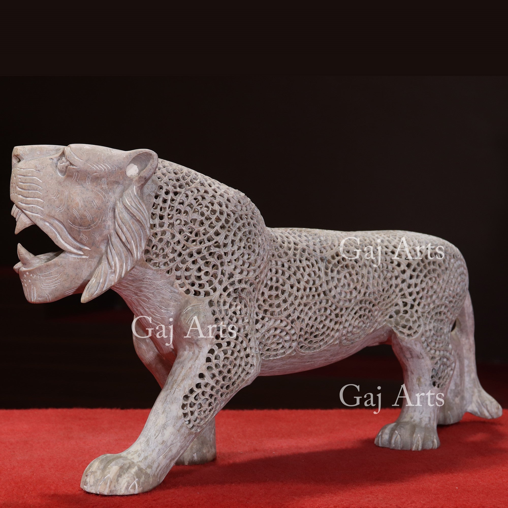 Handcrafted Gorara Stone Lion Jali Sculpture | 11 Inch