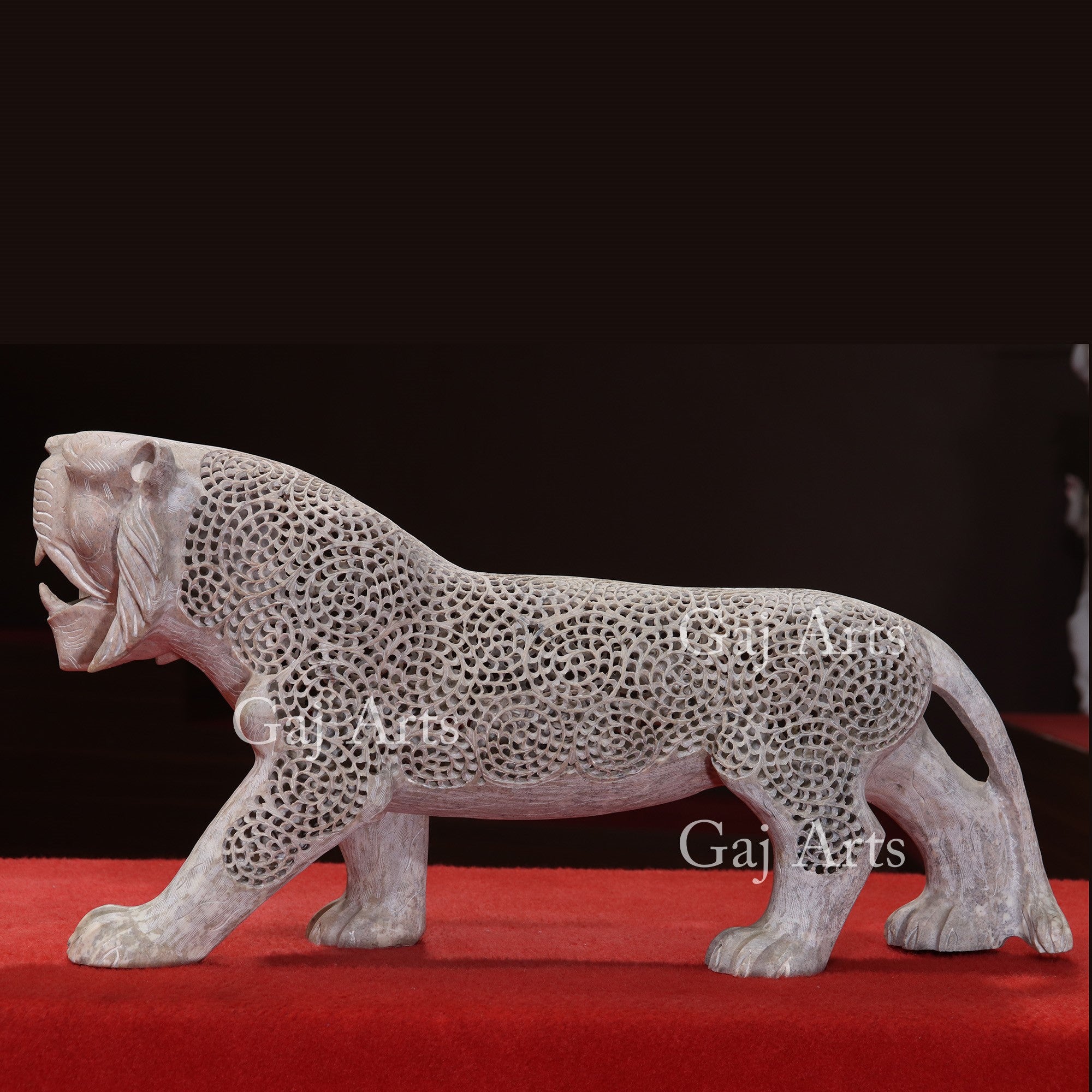 Handcrafted Gorara Stone Lion Jali Sculpture | 11 Inch