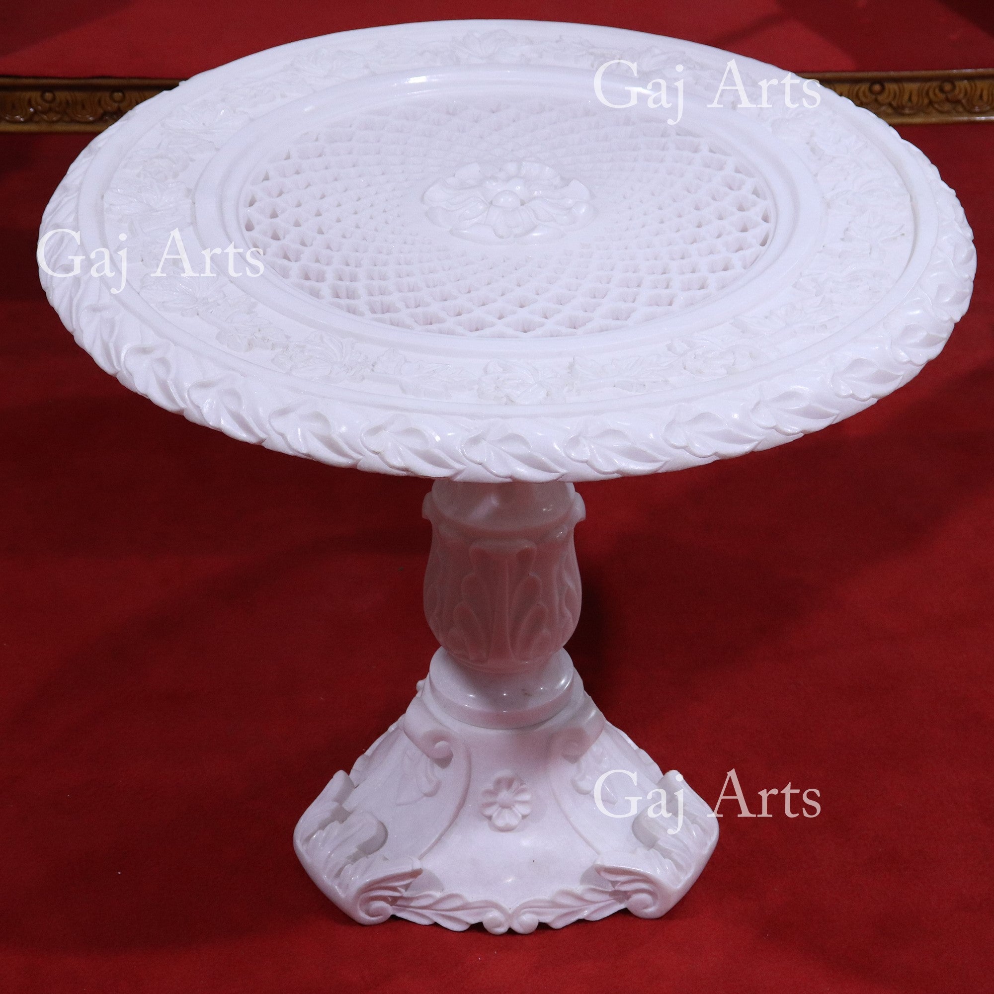 White Makrana Marble Jali Top with Stand | 28 Inch